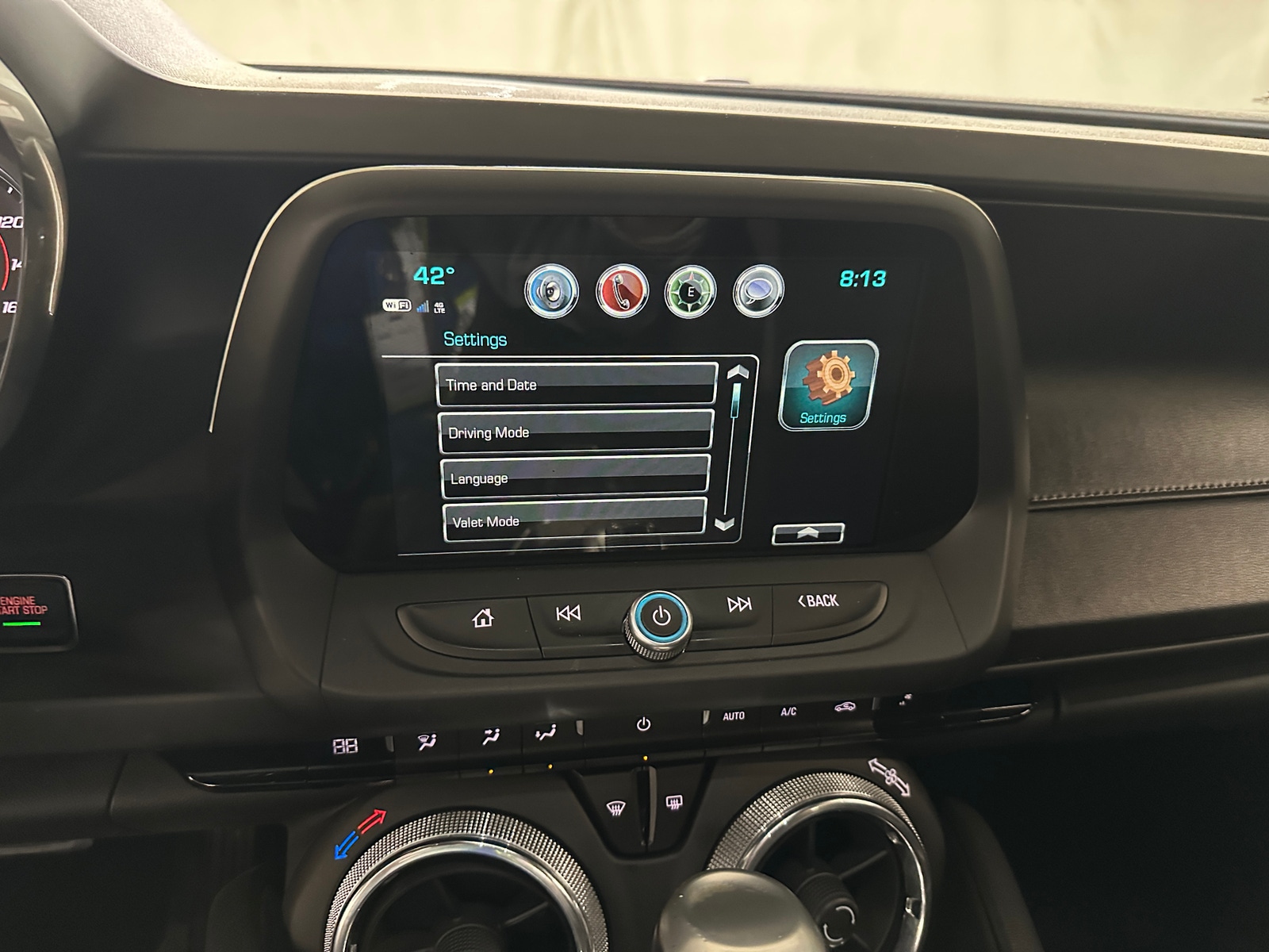 Thumbnail: 2018 Chevrolet Camaro - 4