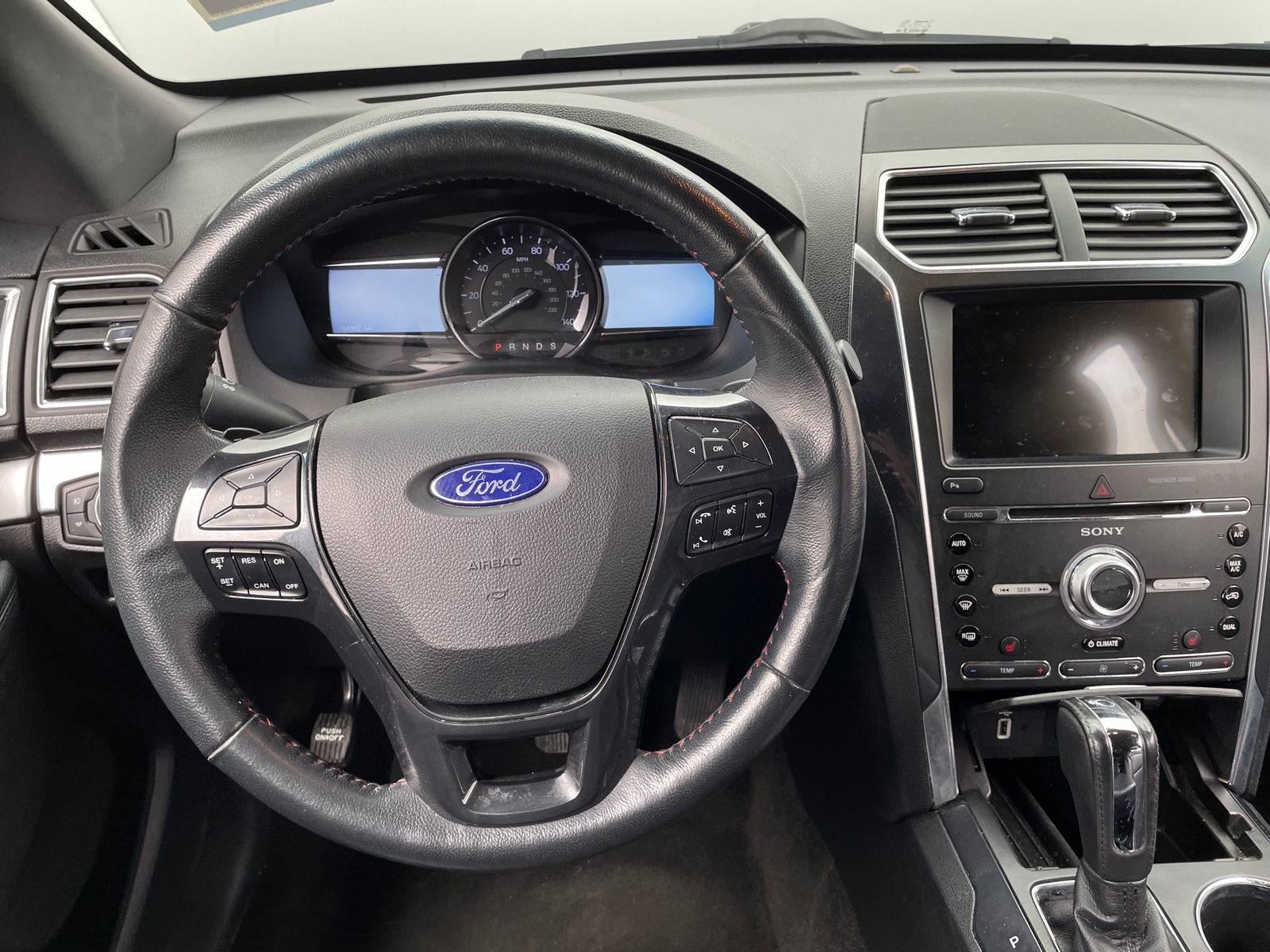 Thumbnail: 2017 Ford Explorer - 4