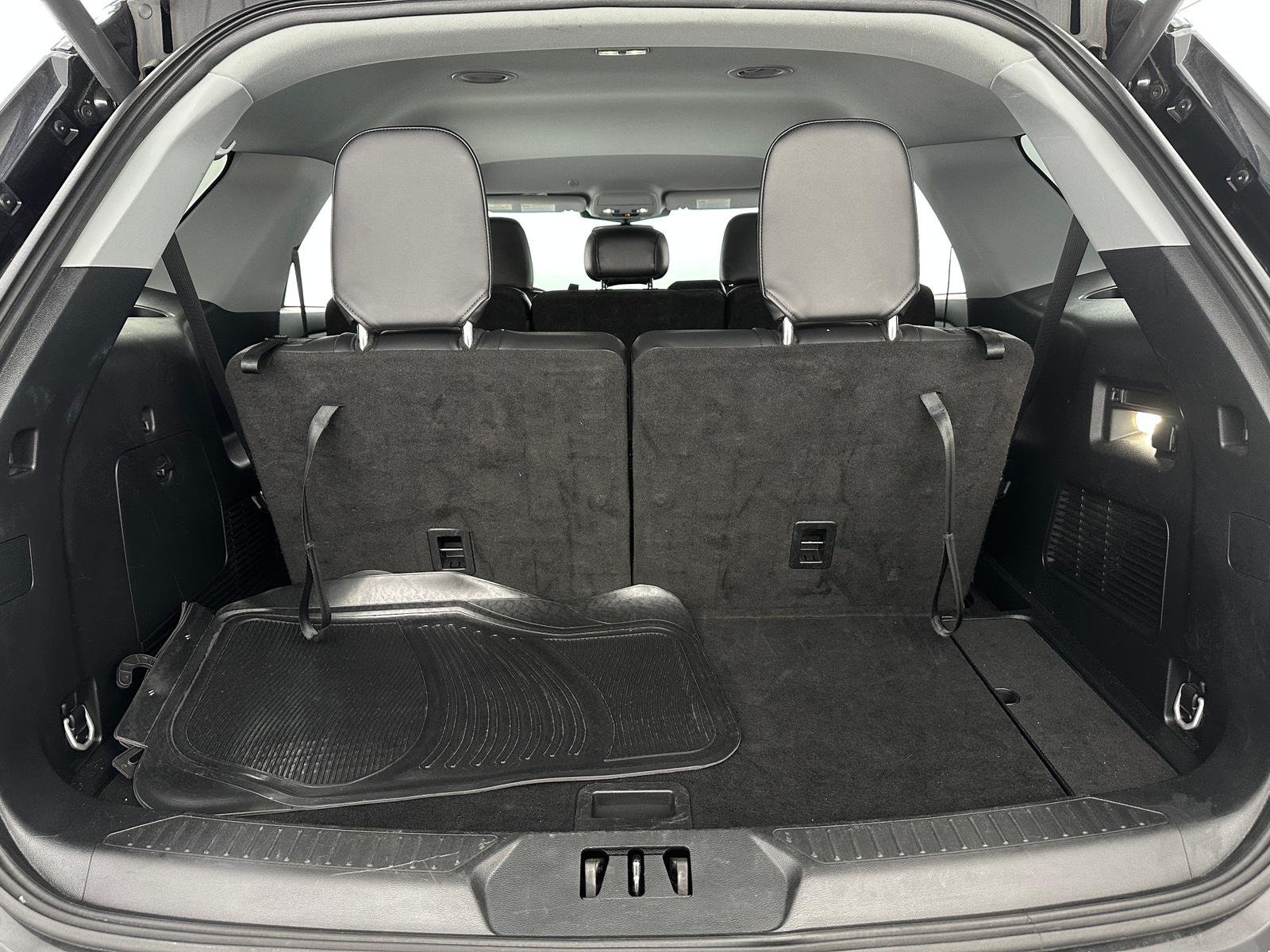 Thumbnail: 2023 Ford Explorer - 6