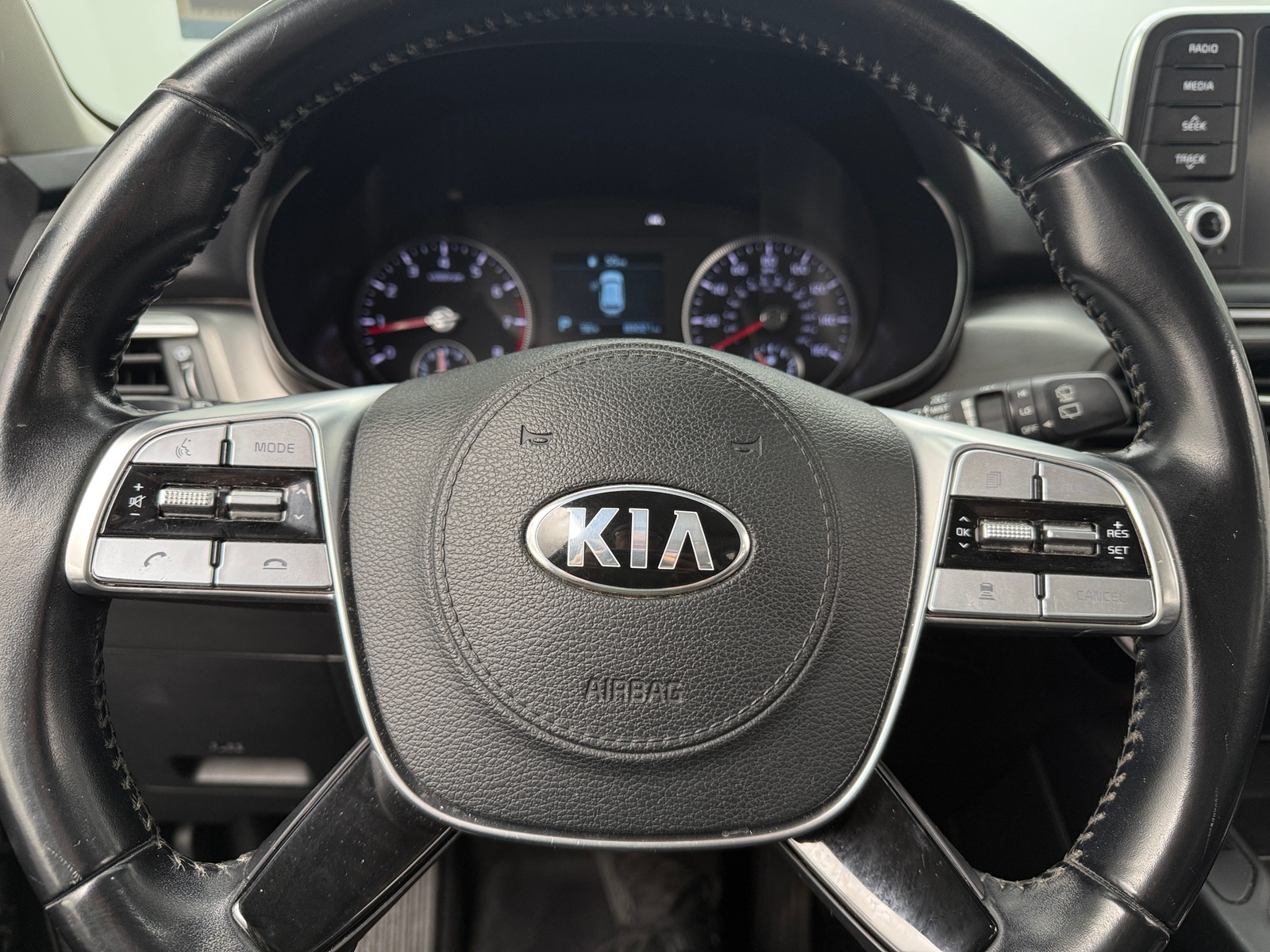 Thumbnail: 2020 Kia Telluride - 4