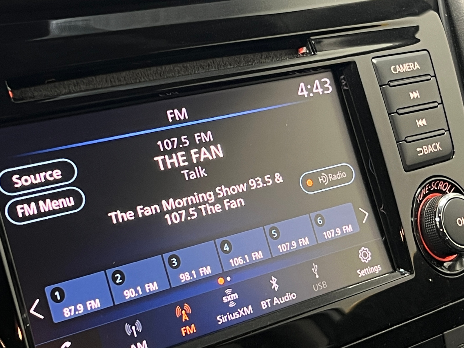 Thumbnail: 2018 Nissan Rogue - 3