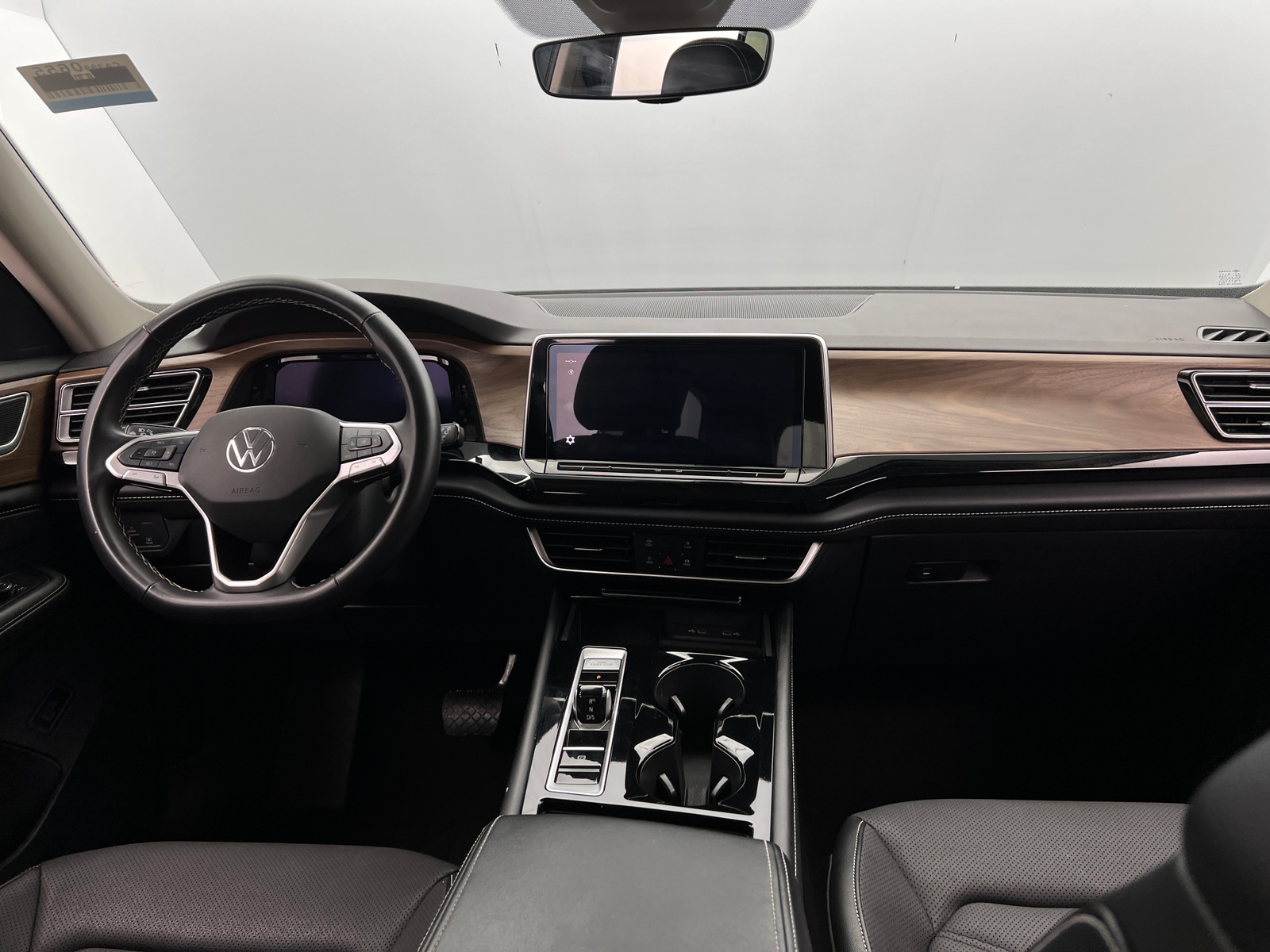 Thumbnail: 2024 Volkswagen Atlas - 2