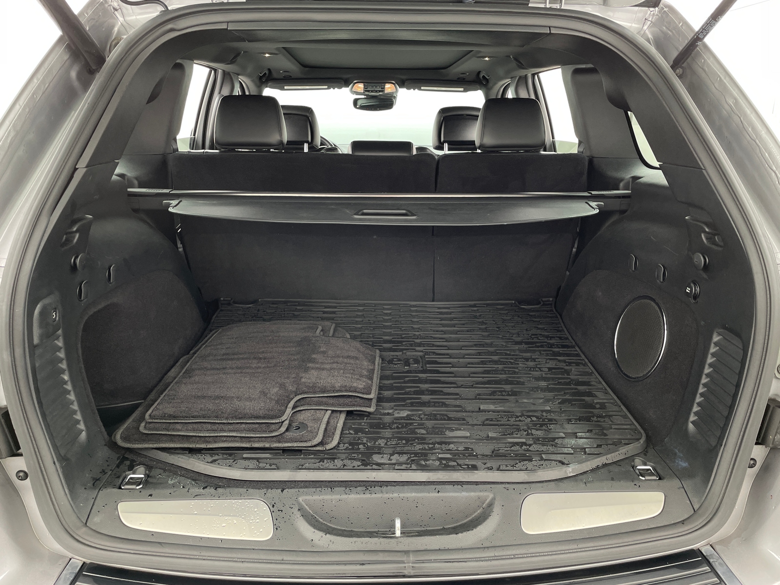 Thumbnail: 2018 Jeep Grand Cherokee - 6