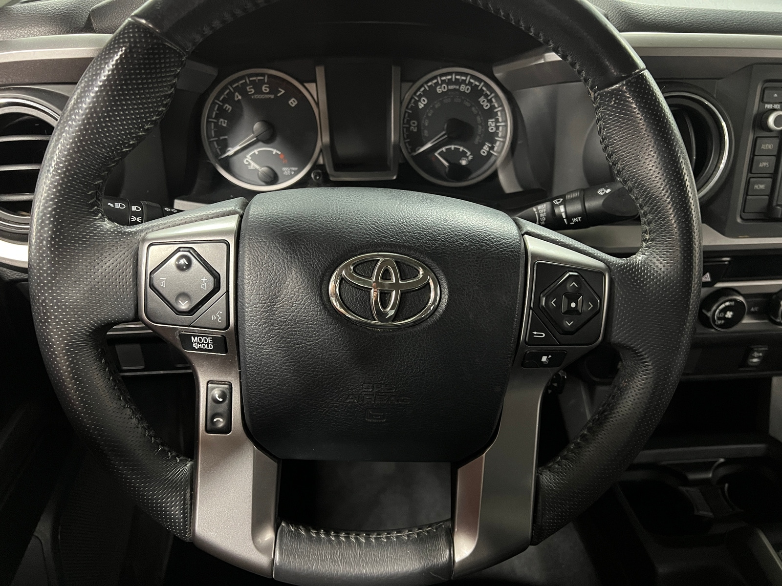 Thumbnail: 2017 Toyota Tacoma - 5