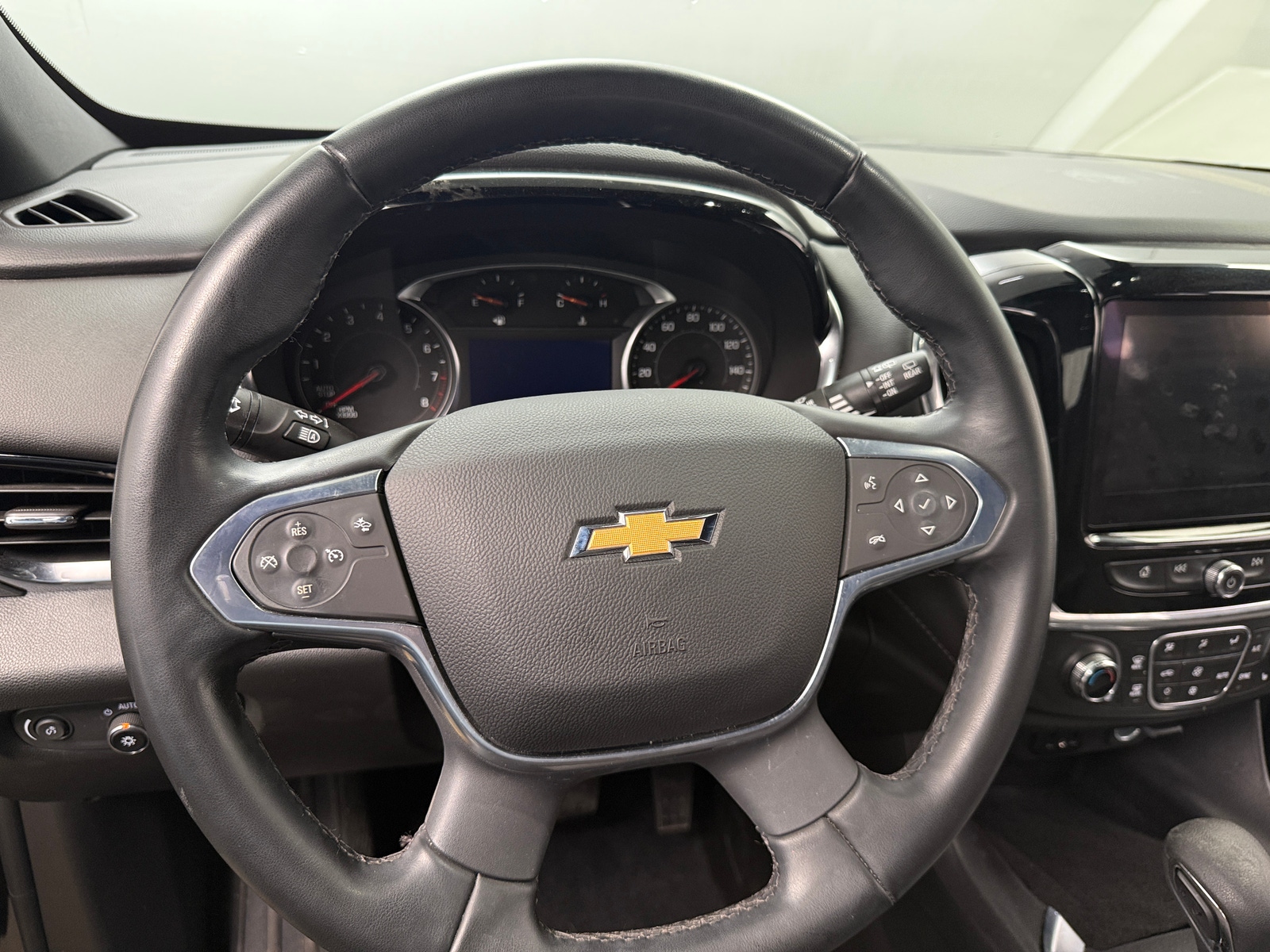 Thumbnail: 2023 Chevrolet Traverse - 5