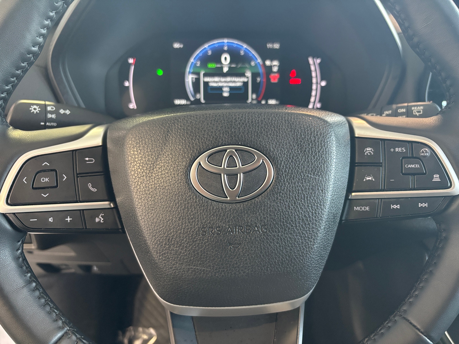 Thumbnail: 2025 Toyota Grand Highlander - 4