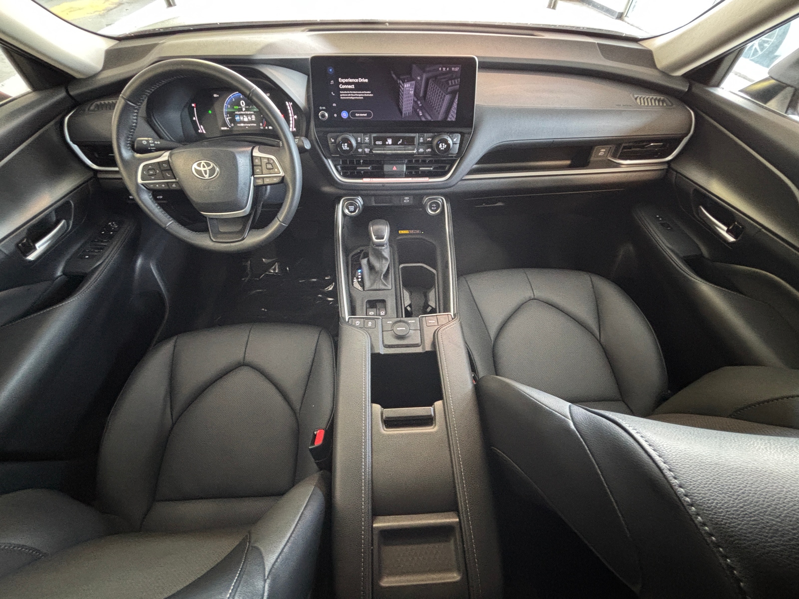 Thumbnail: 2025 Toyota Grand Highlander - 2