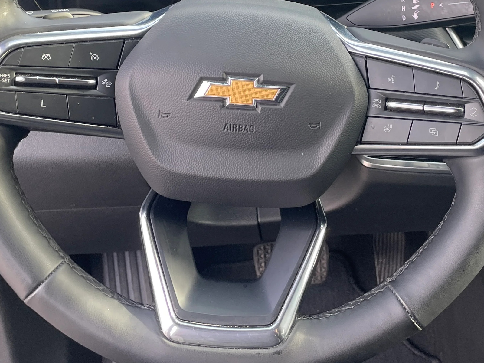 Thumbnail: 2025 Chevrolet Equinox - 5