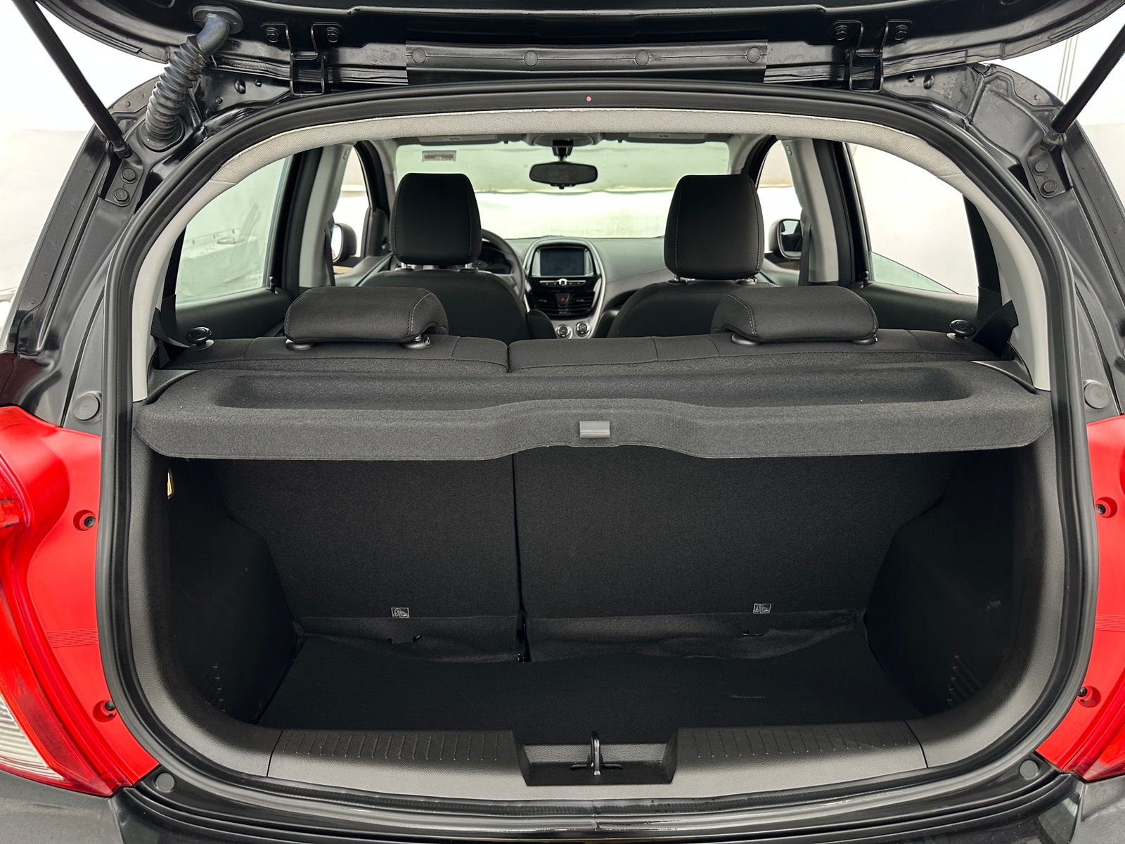 Thumbnail: 2017 Chevrolet Spark - 6