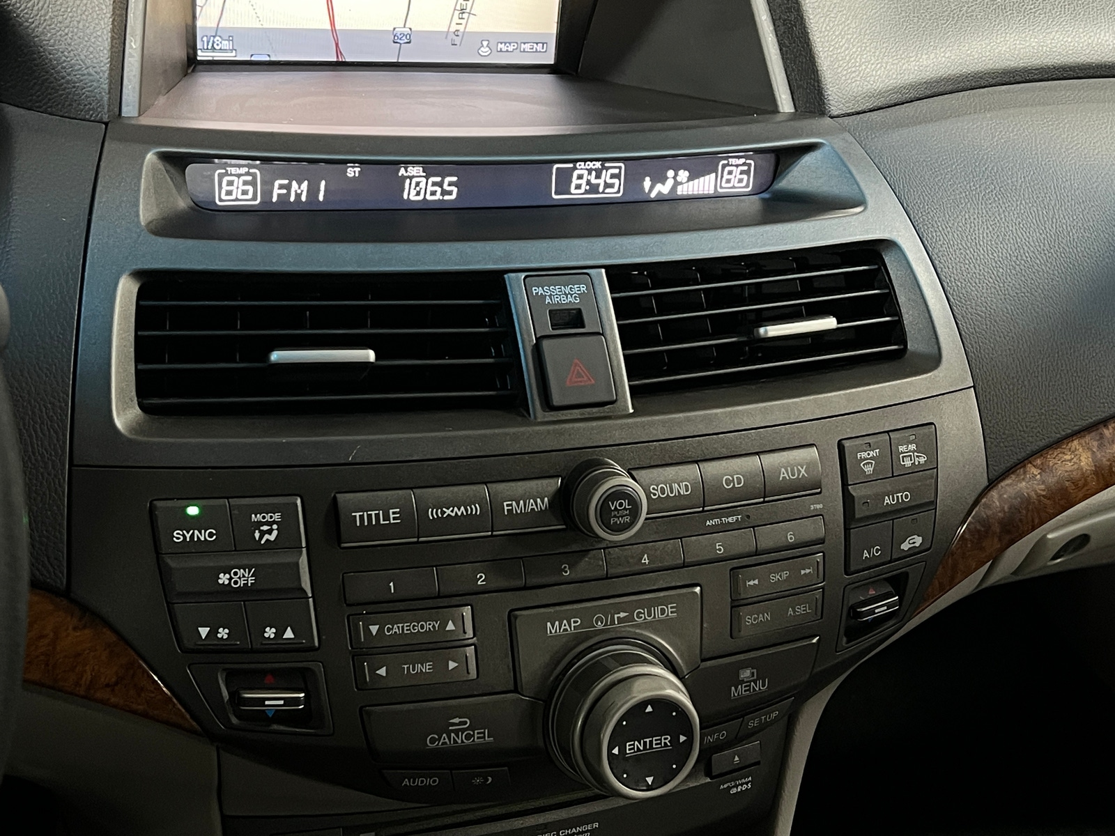 Thumbnail: 2011 Honda Accord - 3