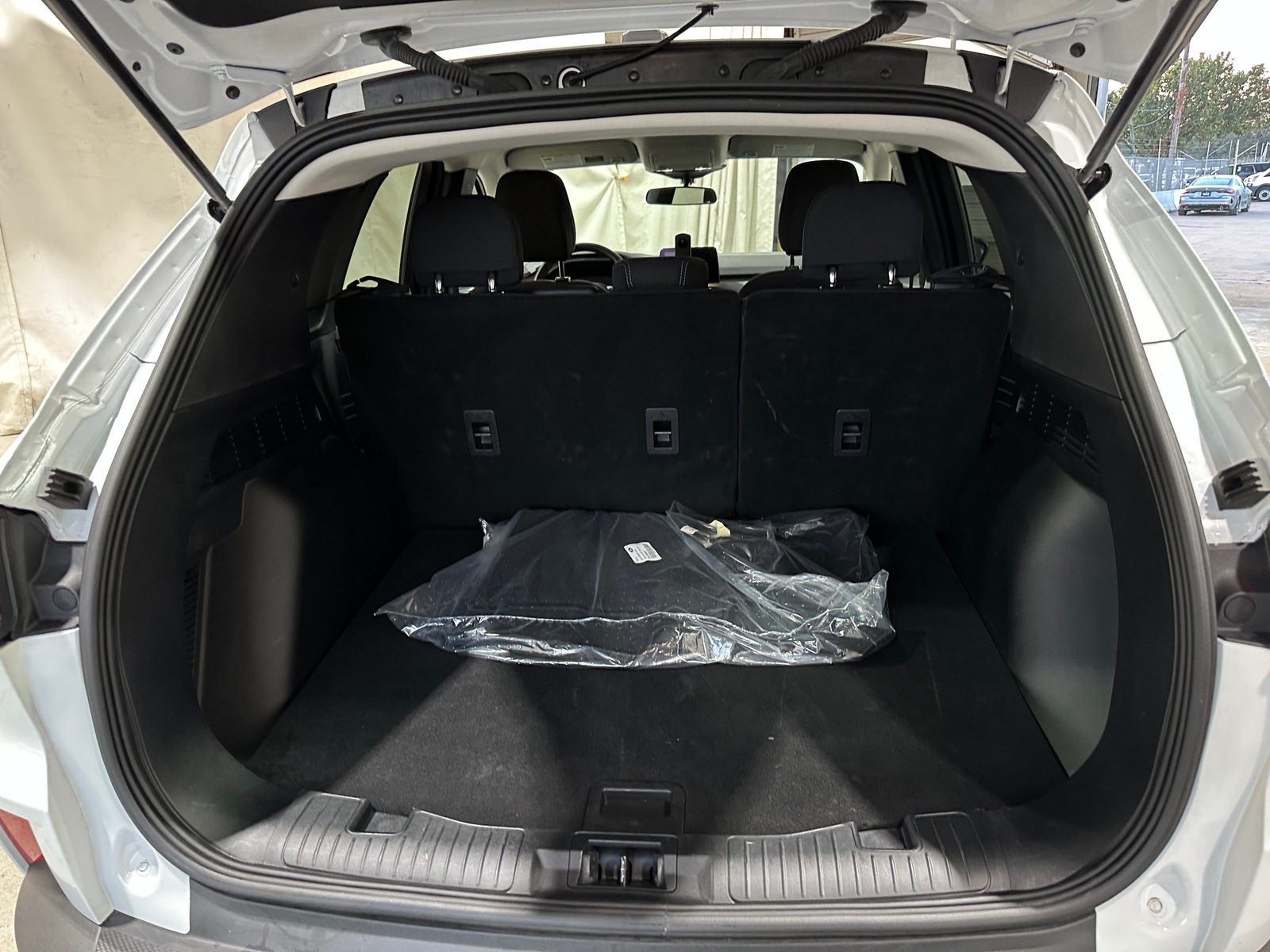 Thumbnail: 2025 Ford Escape - 7