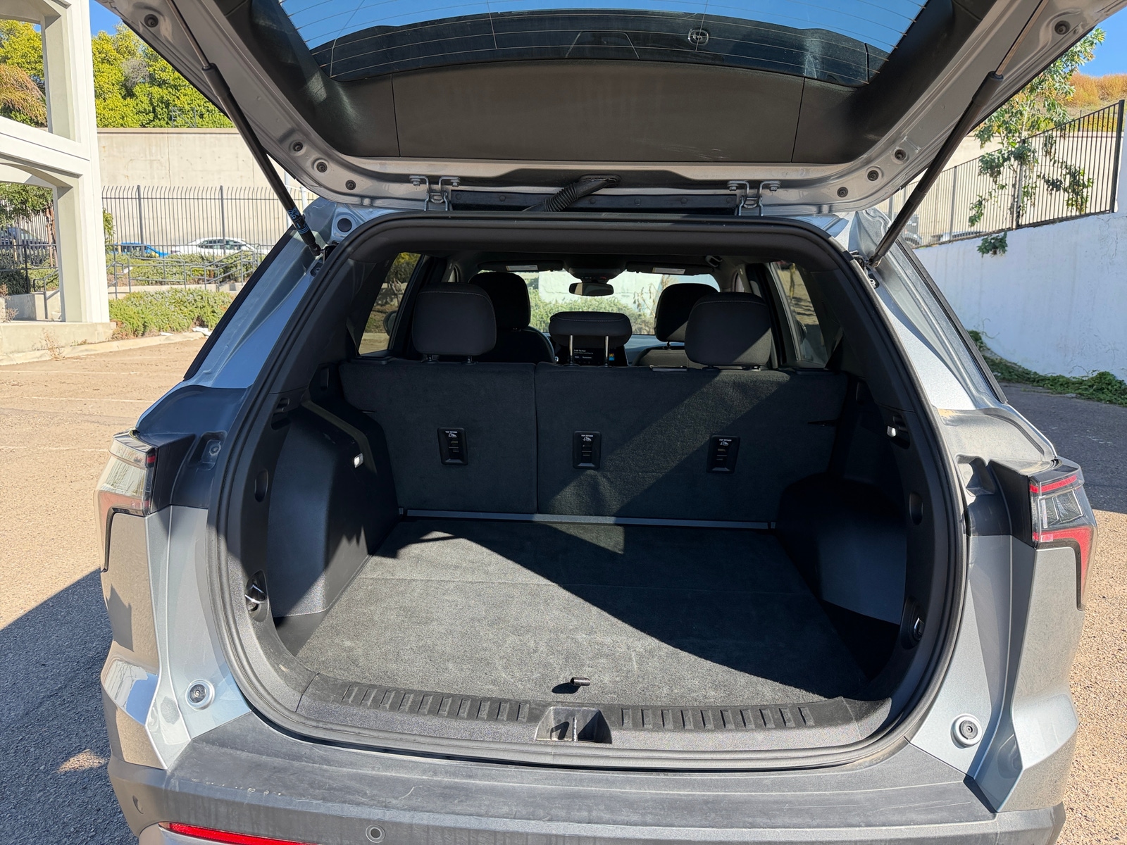 Thumbnail: 2025 Chevrolet Equinox - 6