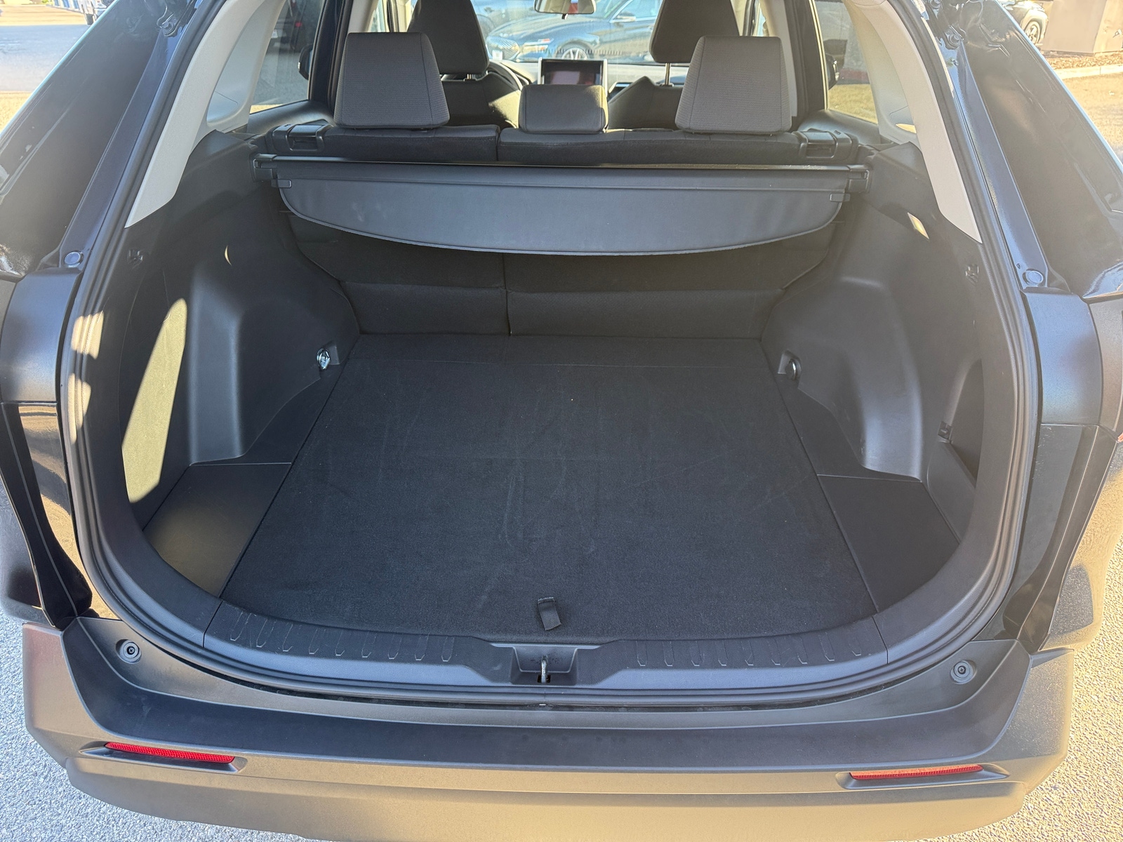 Thumbnail: 2025 Toyota RAV4 - 4