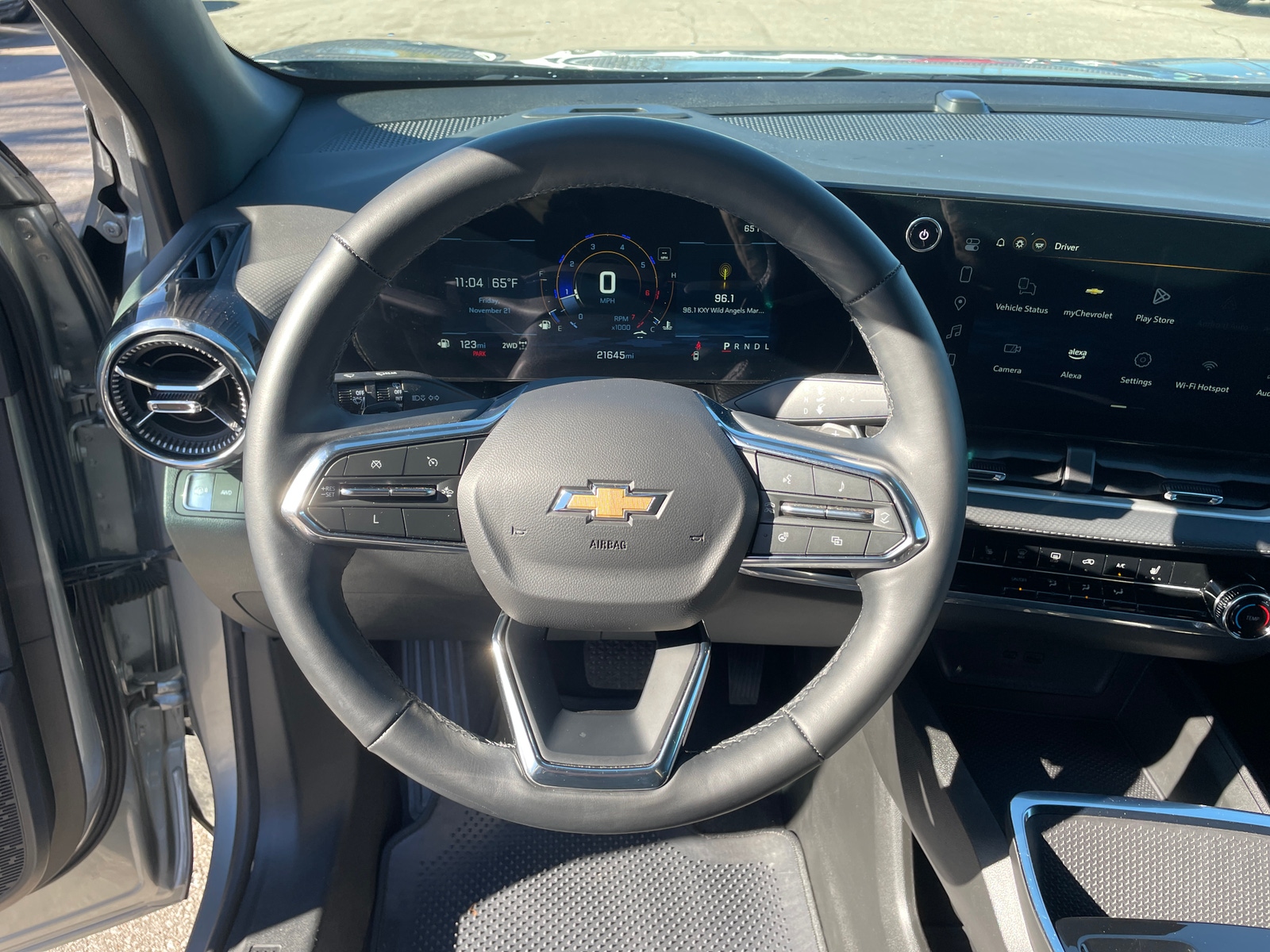 Thumbnail: 2025 Chevrolet Equinox - 5