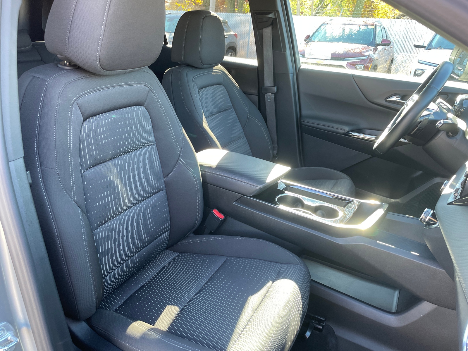 Thumbnail: 2025 Chevrolet Equinox - 2