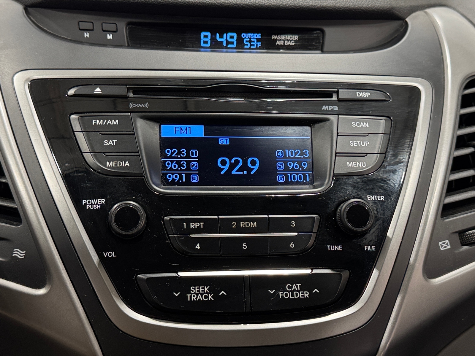 Thumbnail: 2016 Hyundai Elantra - 4