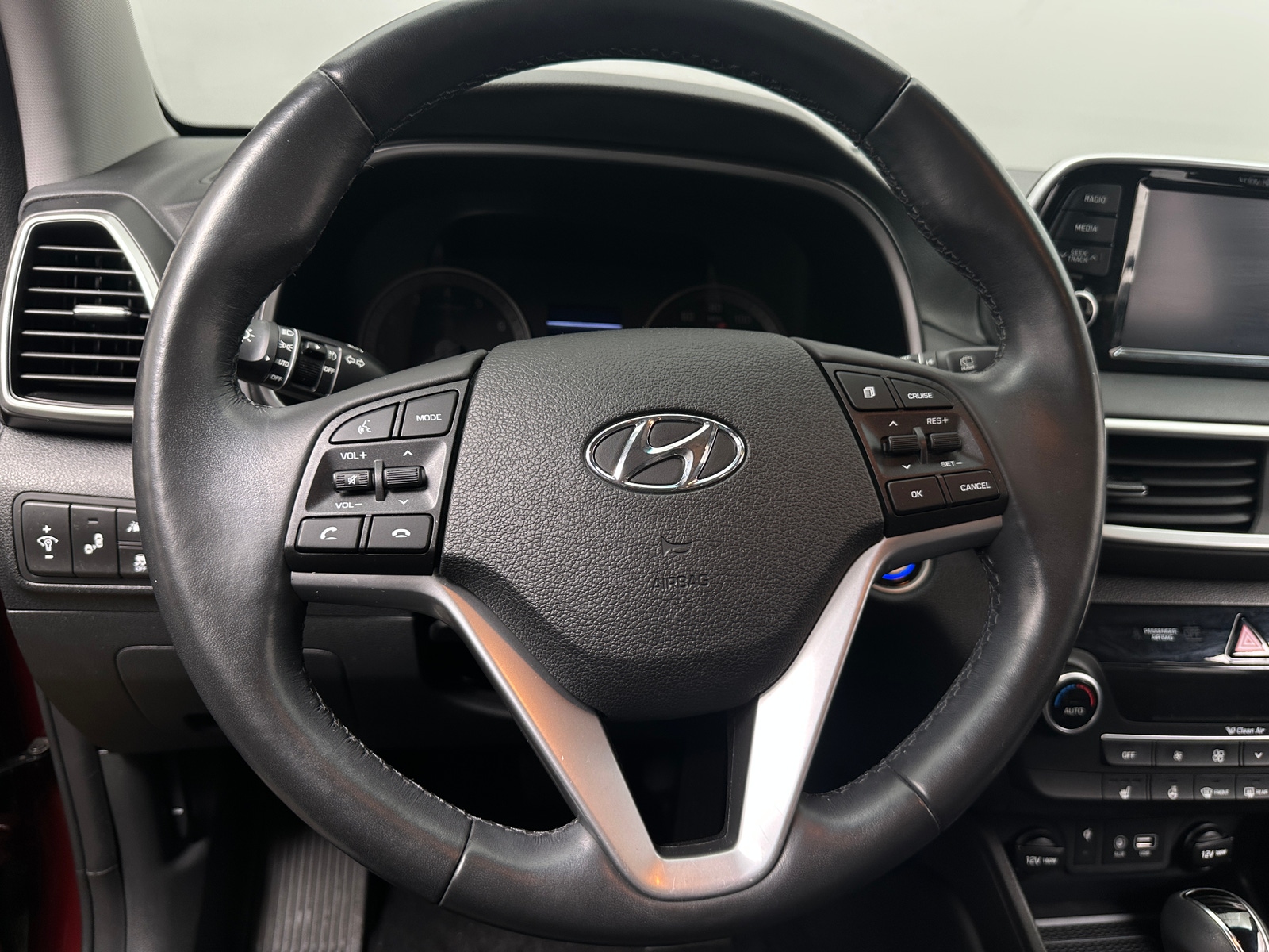 Thumbnail: 2020 Hyundai Tucson - 4