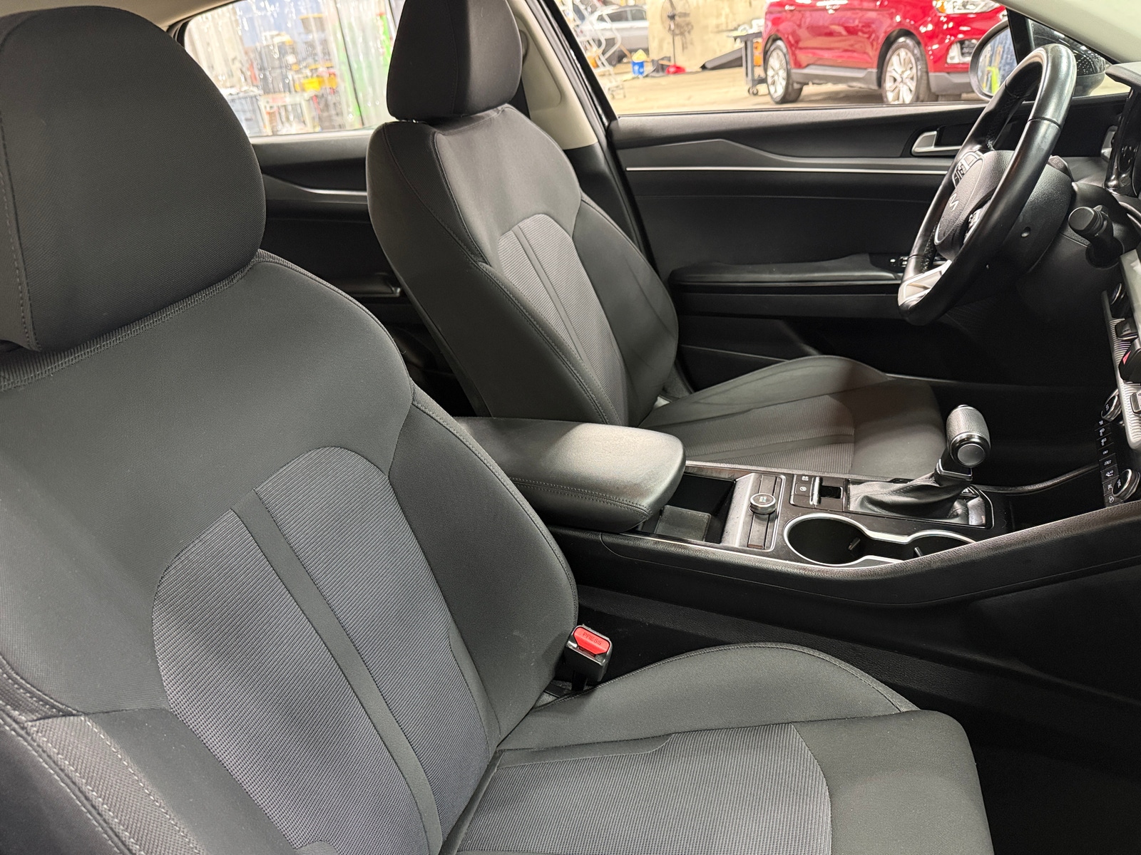 Thumbnail: 2022 Kia K5 - 2