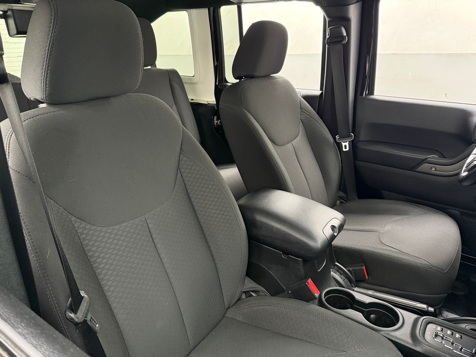 Thumbnail: 2016 Jeep Wrangler - 2