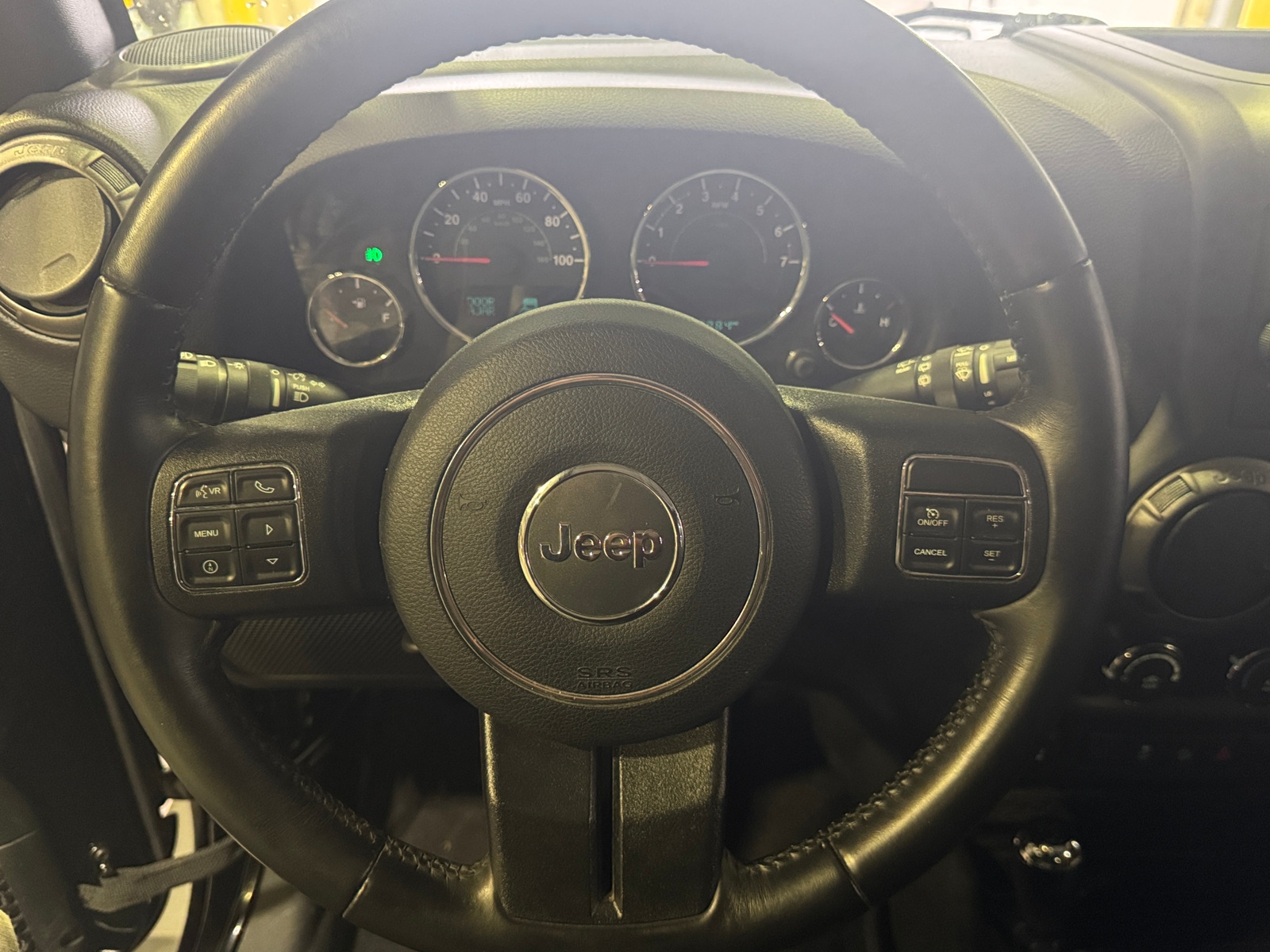 Thumbnail: 2016 Jeep Wrangler - 5