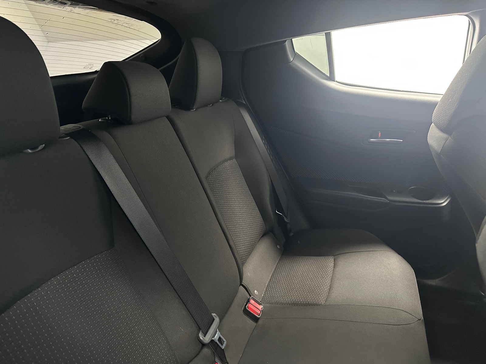 Thumbnail: 2019 Toyota C-HR - 6