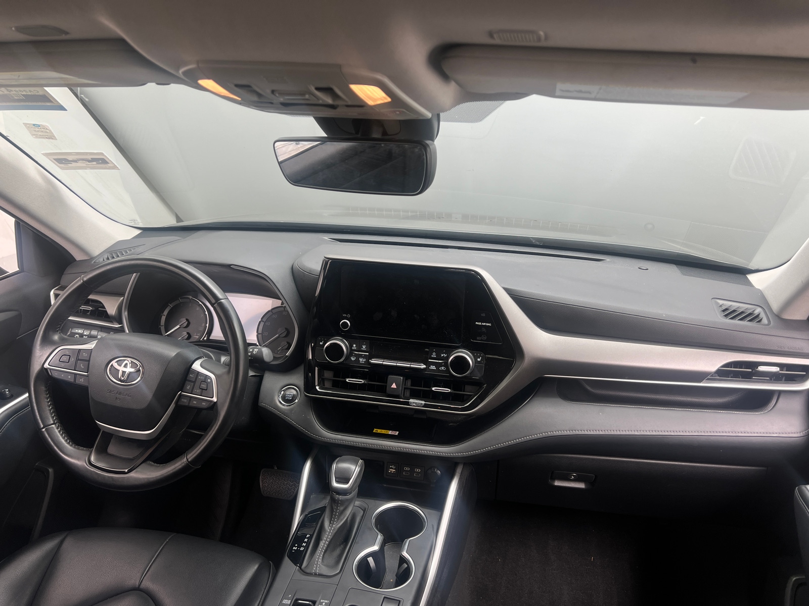 Thumbnail: 2023 Toyota Highlander - 2