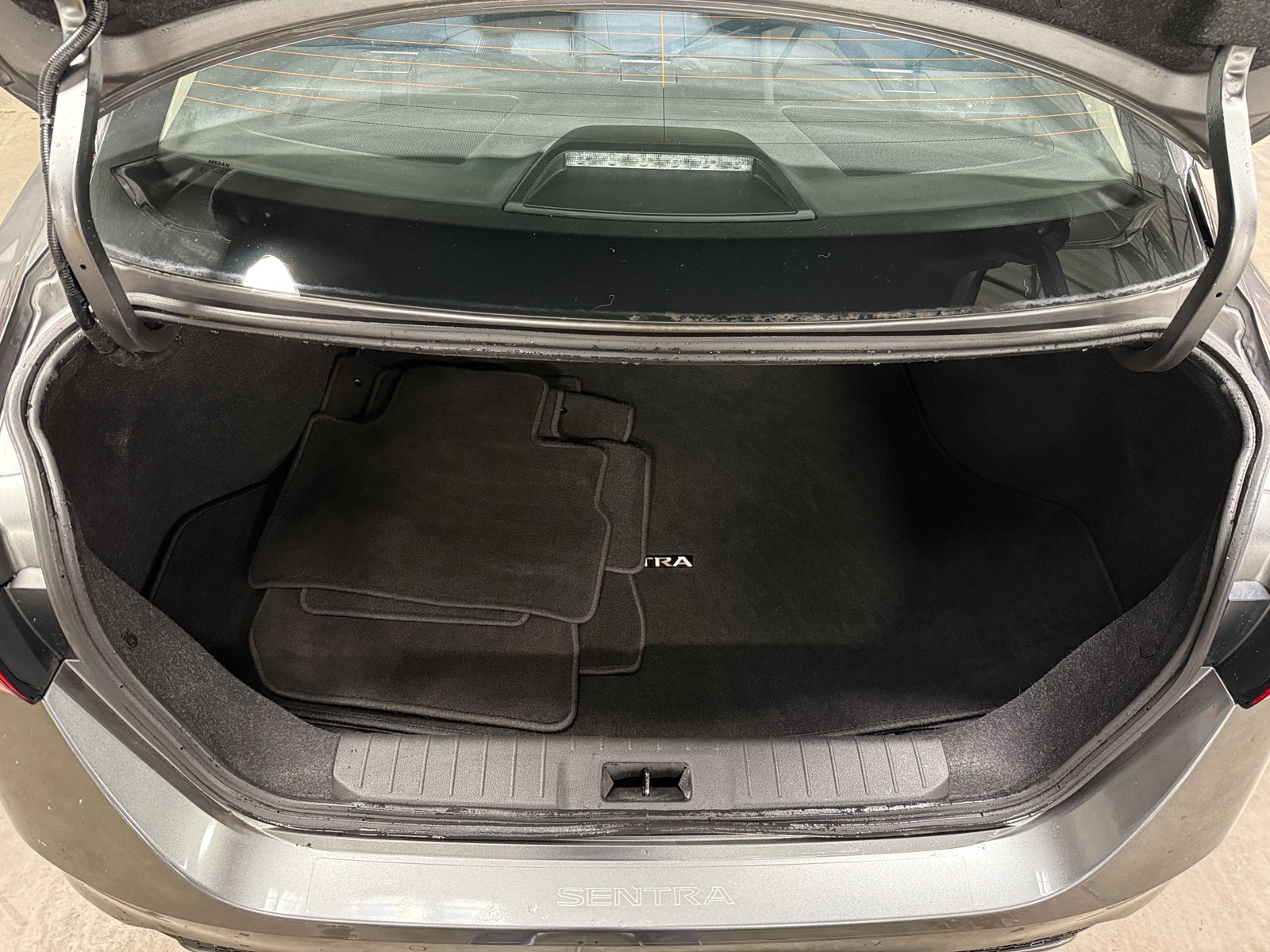 Thumbnail: 2021 Nissan Sentra - 7