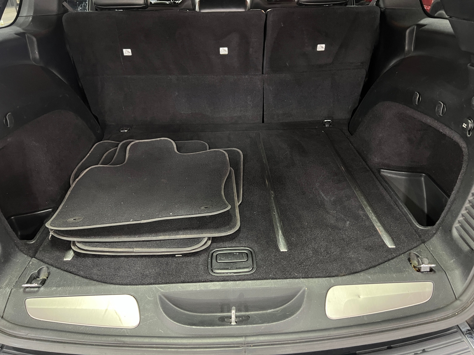 Thumbnail: 2015 Jeep Grand Cherokee - 6