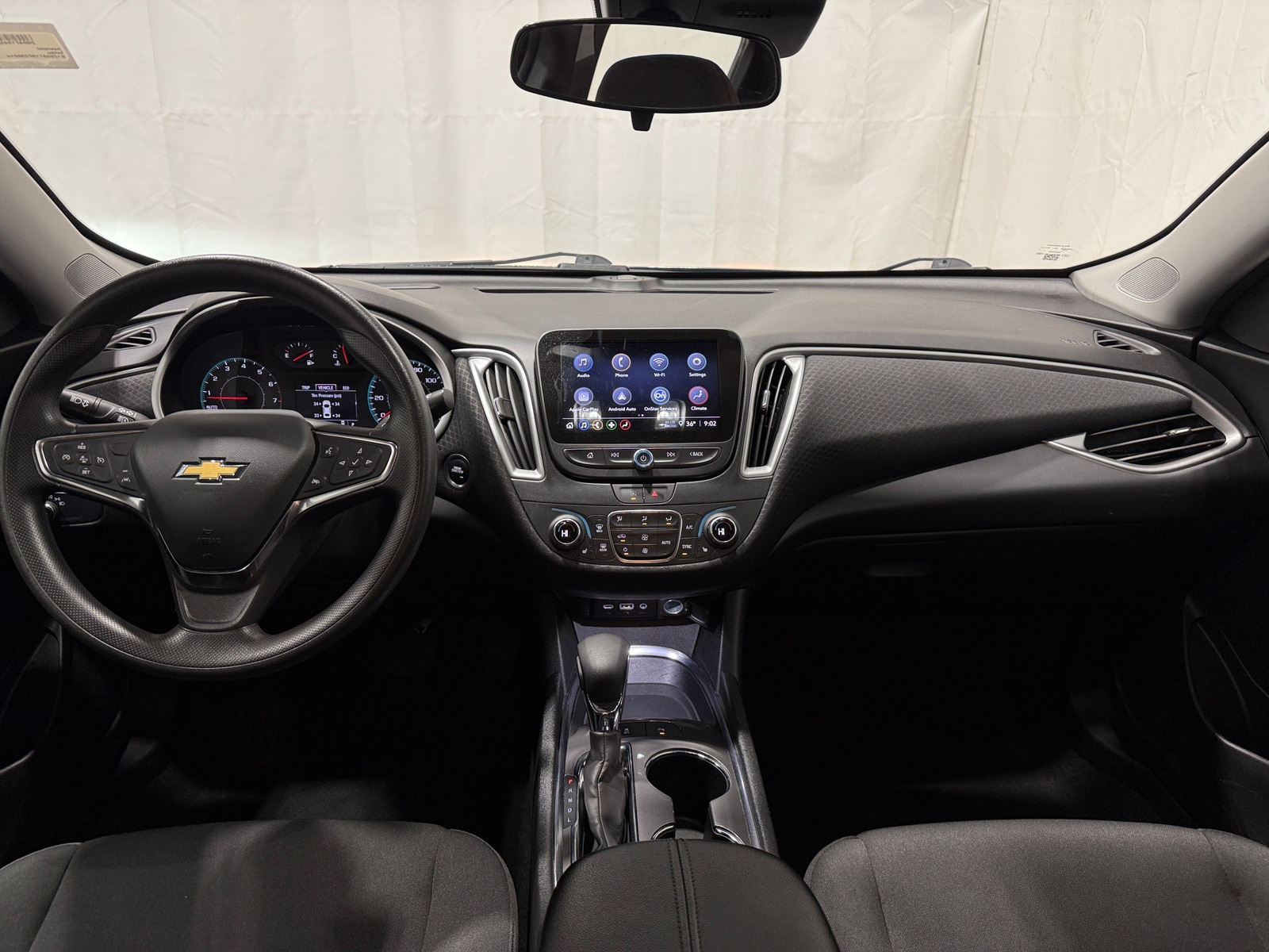 Thumbnail: 2024 Chevrolet Malibu - 3