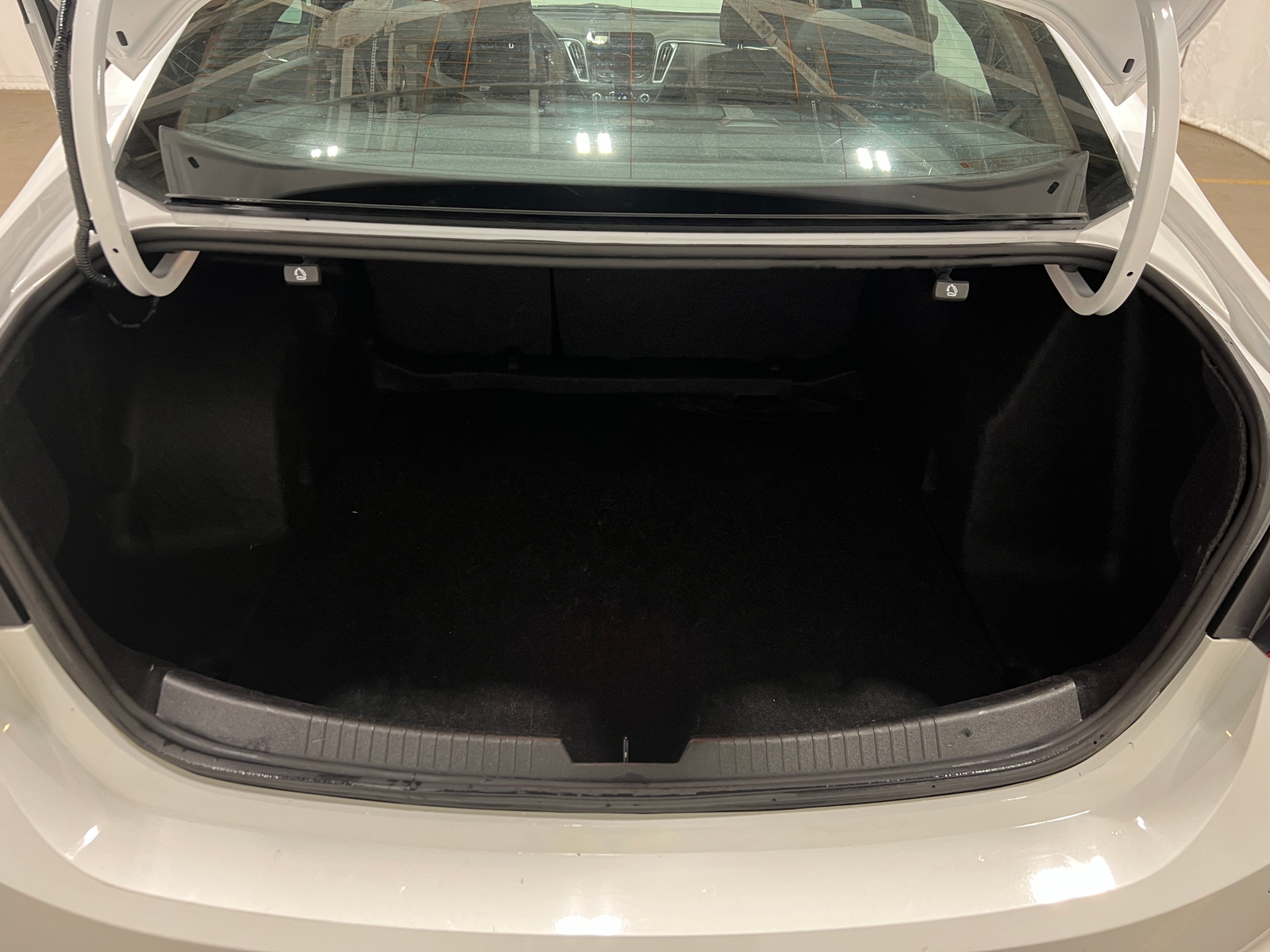 Thumbnail: 2024 Chevrolet Malibu - 7