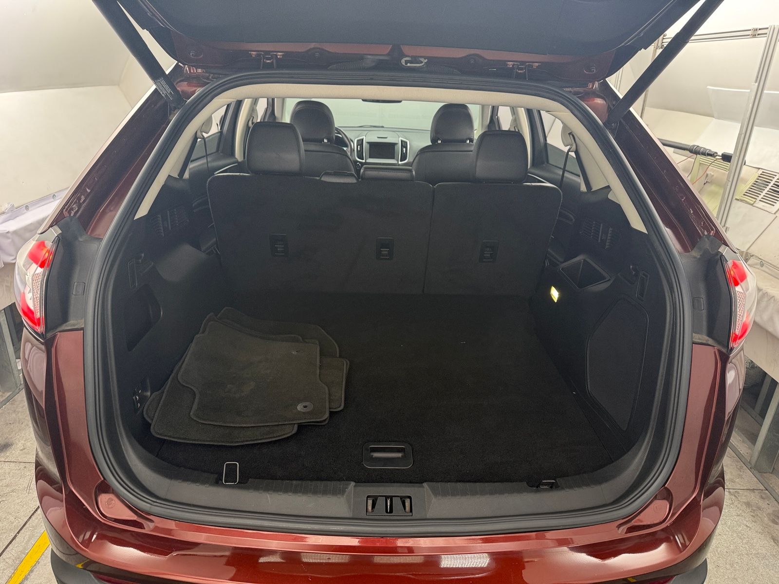 Thumbnail: 2016 Ford Edge - 6