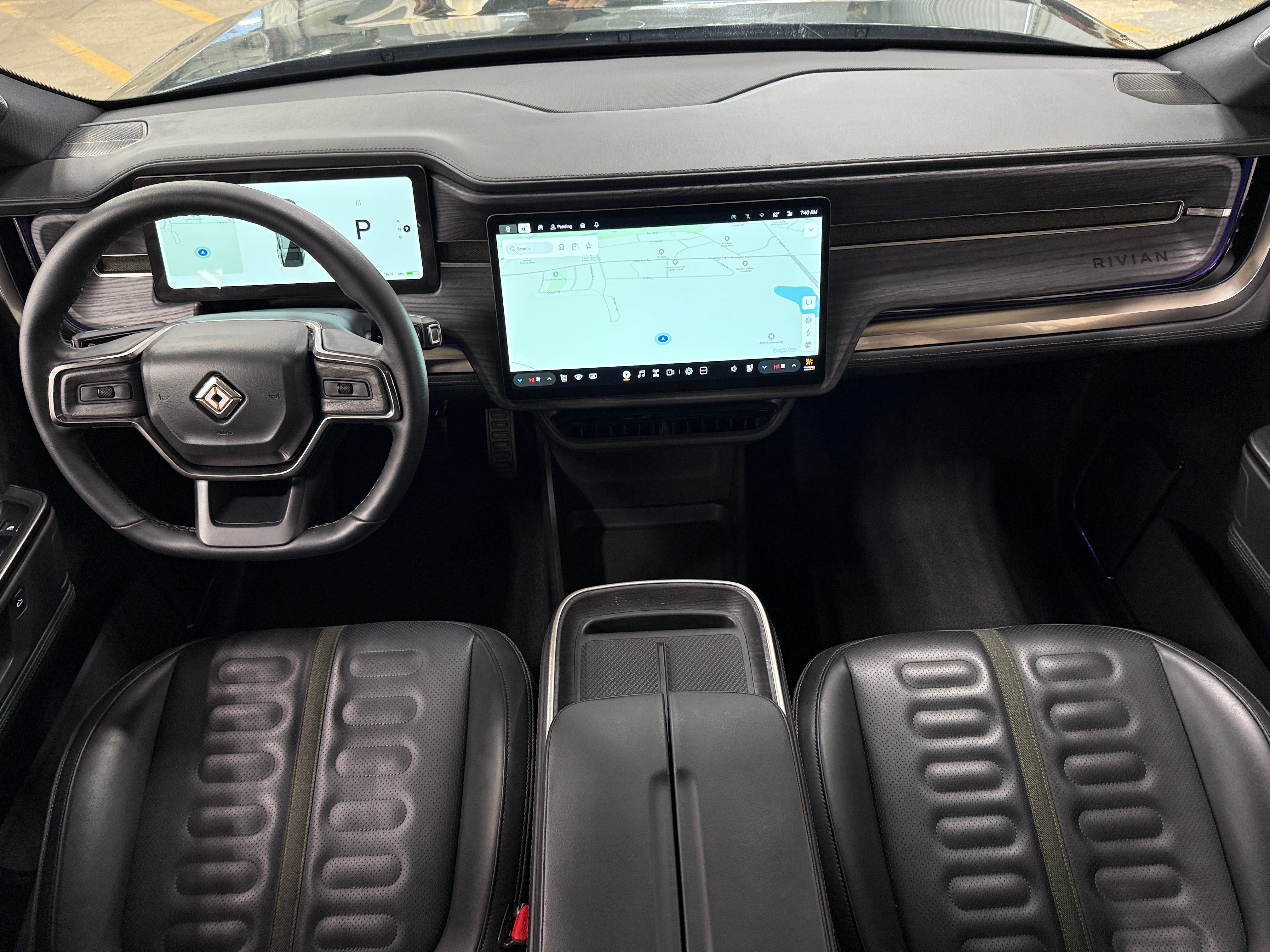 Used 2025 Rivian R1S Adventure with VIN 7PDSGBBA2SN057370 for sale in Oak Creek, WI