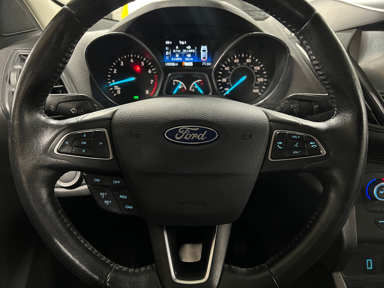 Thumbnail: 2019 Ford Escape - 4