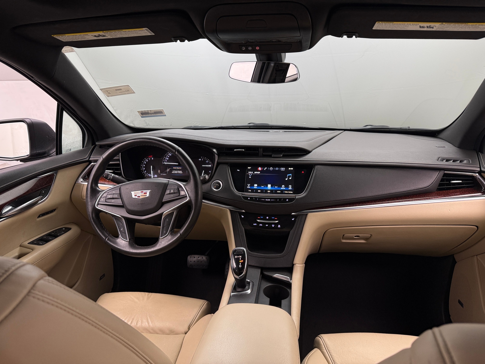 Thumbnail: 2017 Cadillac XT5 - 2