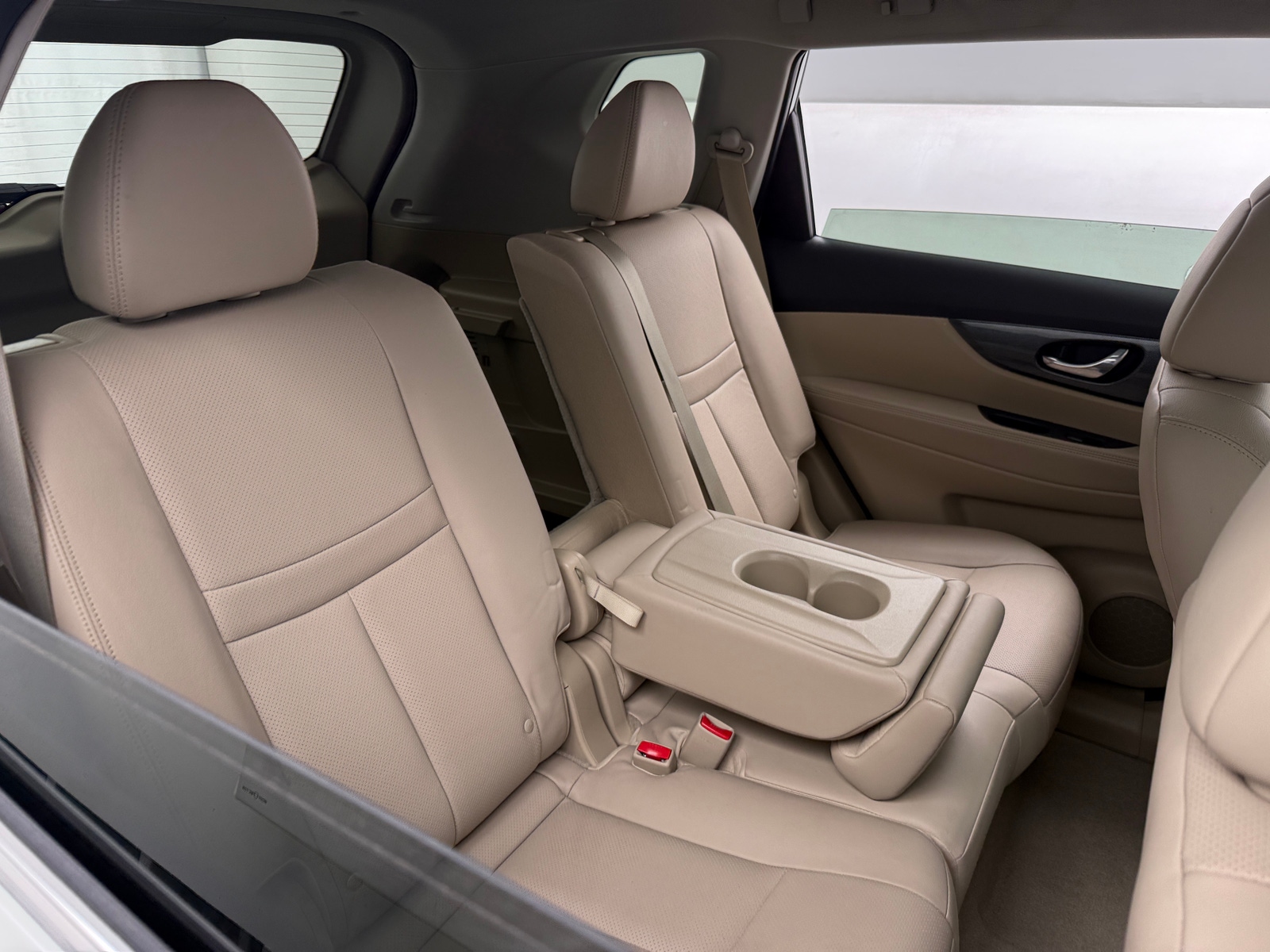 Thumbnail: 2015 Nissan Rogue - 5