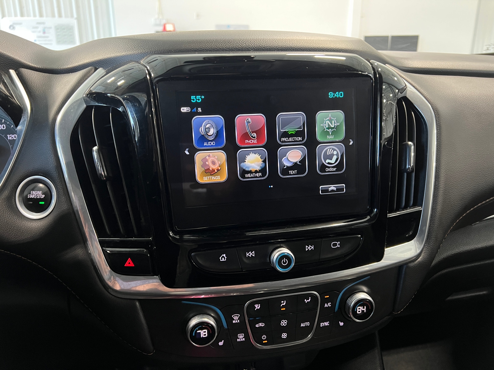 Thumbnail: 2019 Chevrolet Traverse - 3