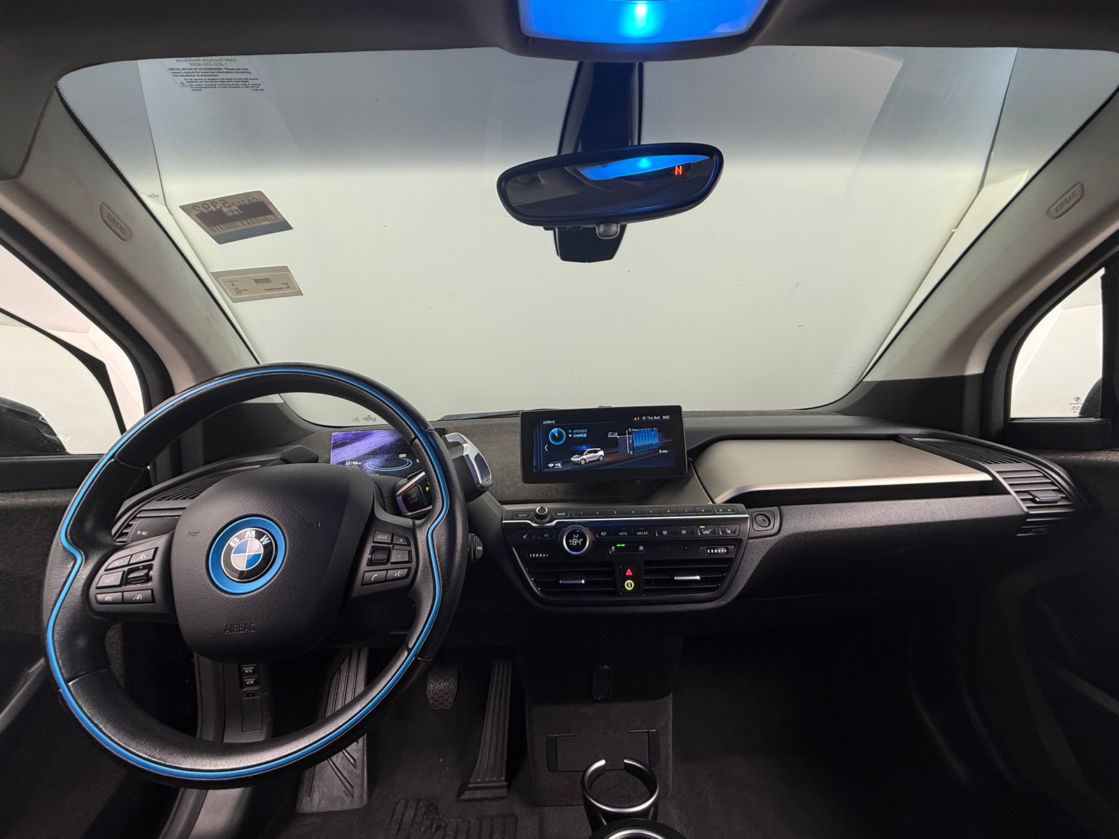 Thumbnail: 2018 BMW i3 - 3