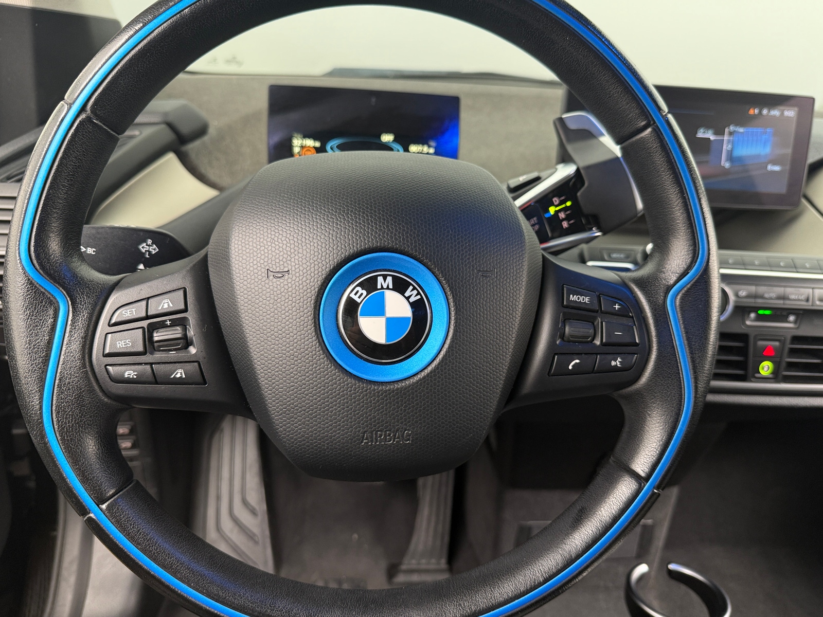Thumbnail: 2018 BMW i3 - 5