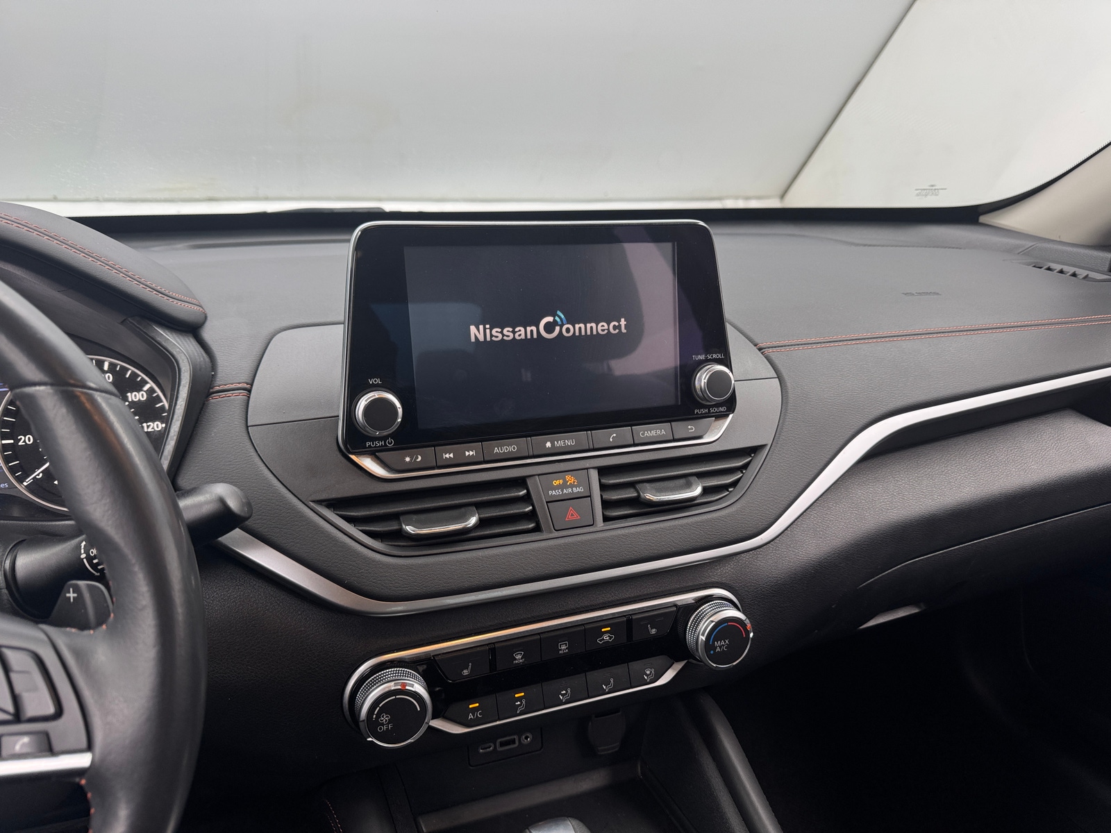 Thumbnail: 2022 Nissan Altima - 4