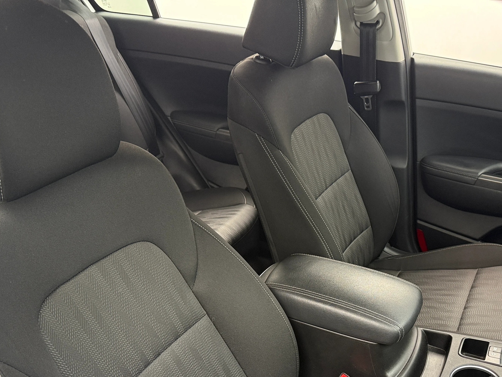 Thumbnail: 2020 Kia Sportage - 2