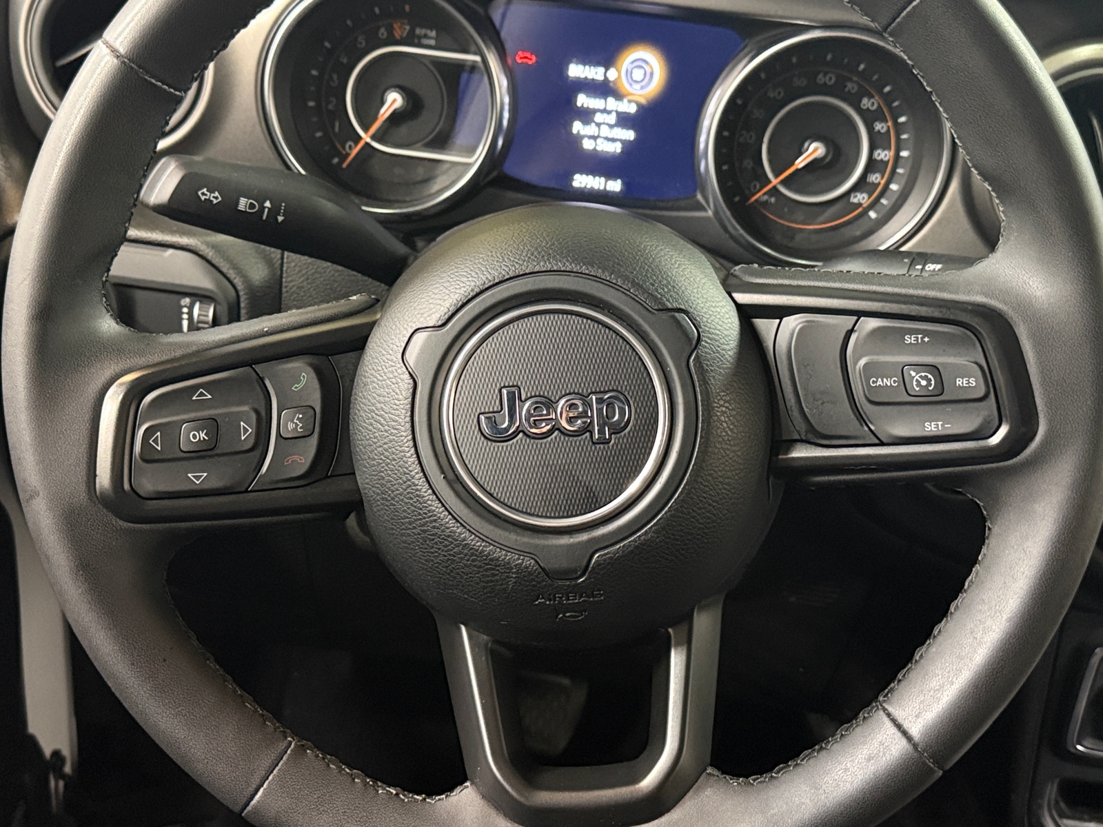 Thumbnail: 2023 Jeep Gladiator - 4