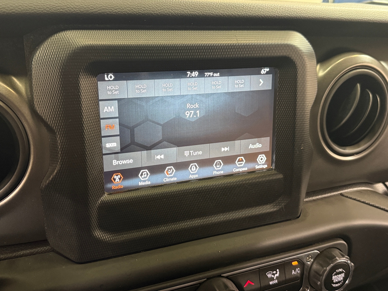 Thumbnail: 2023 Jeep Gladiator - 3