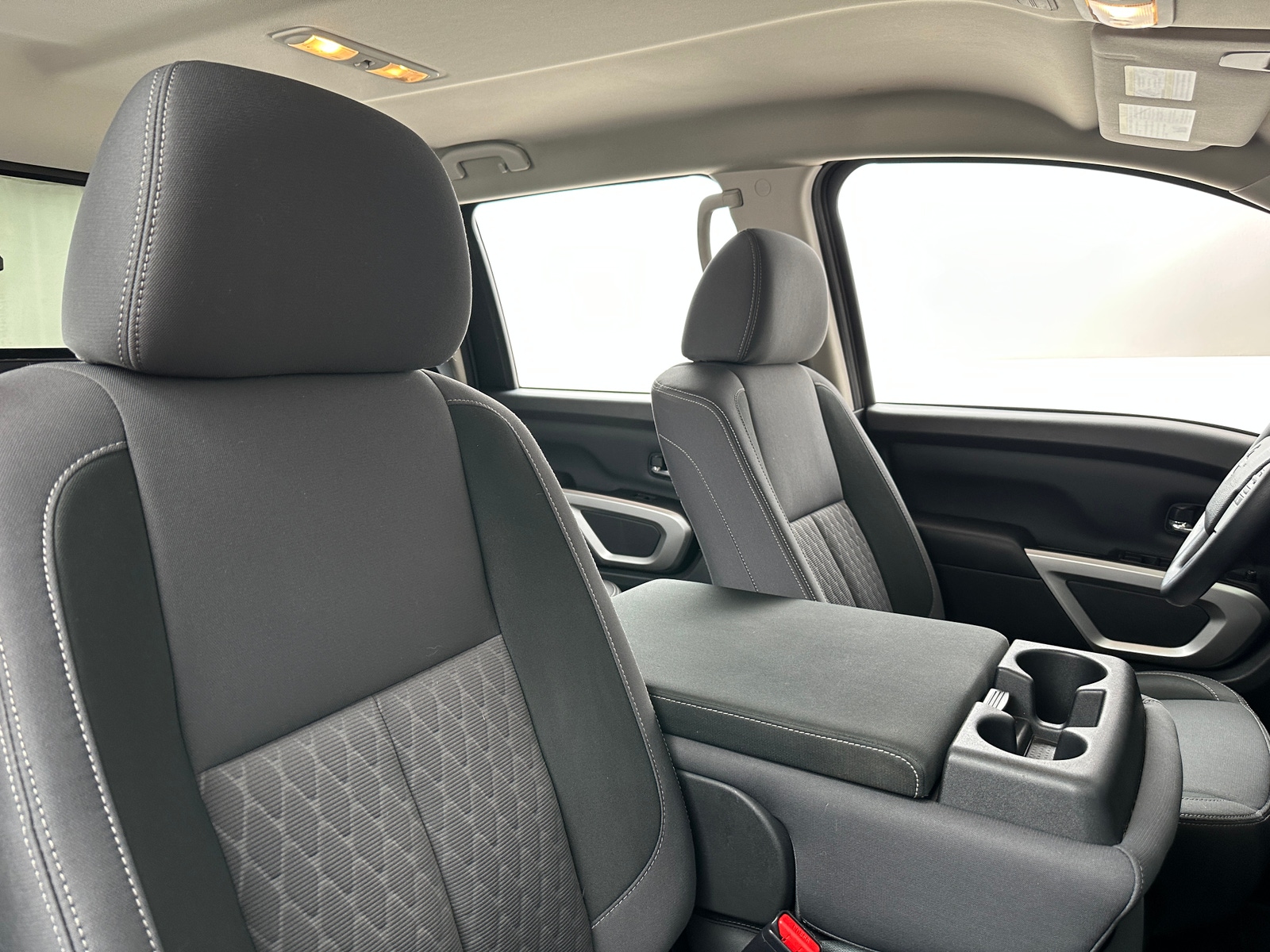 Thumbnail: 2024 Nissan Titan - 2