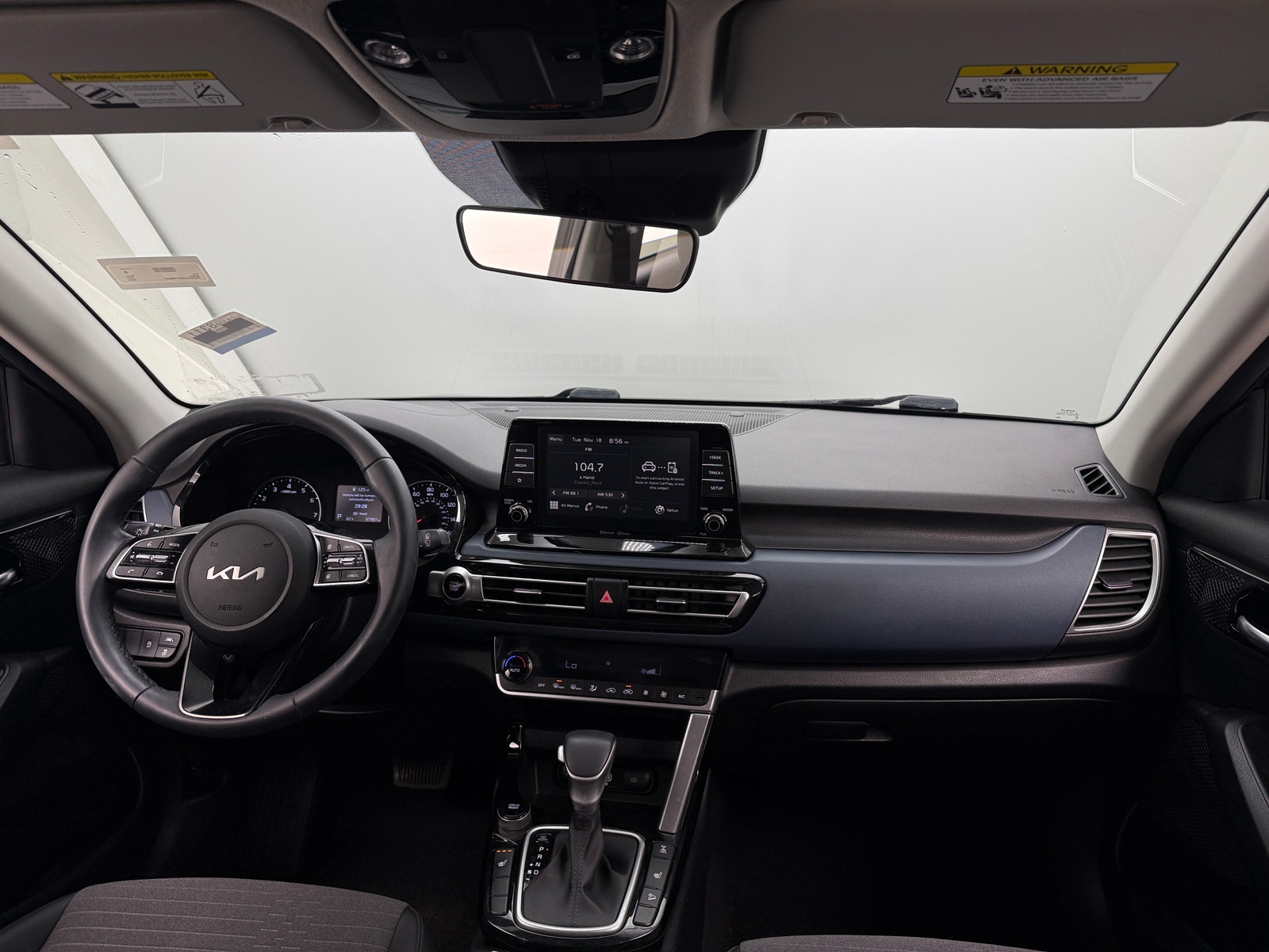 Thumbnail: 2023 Kia Seltos - 3