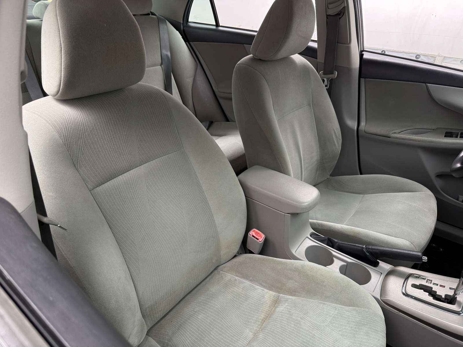 Thumbnail: 2013 Toyota Corolla - 2