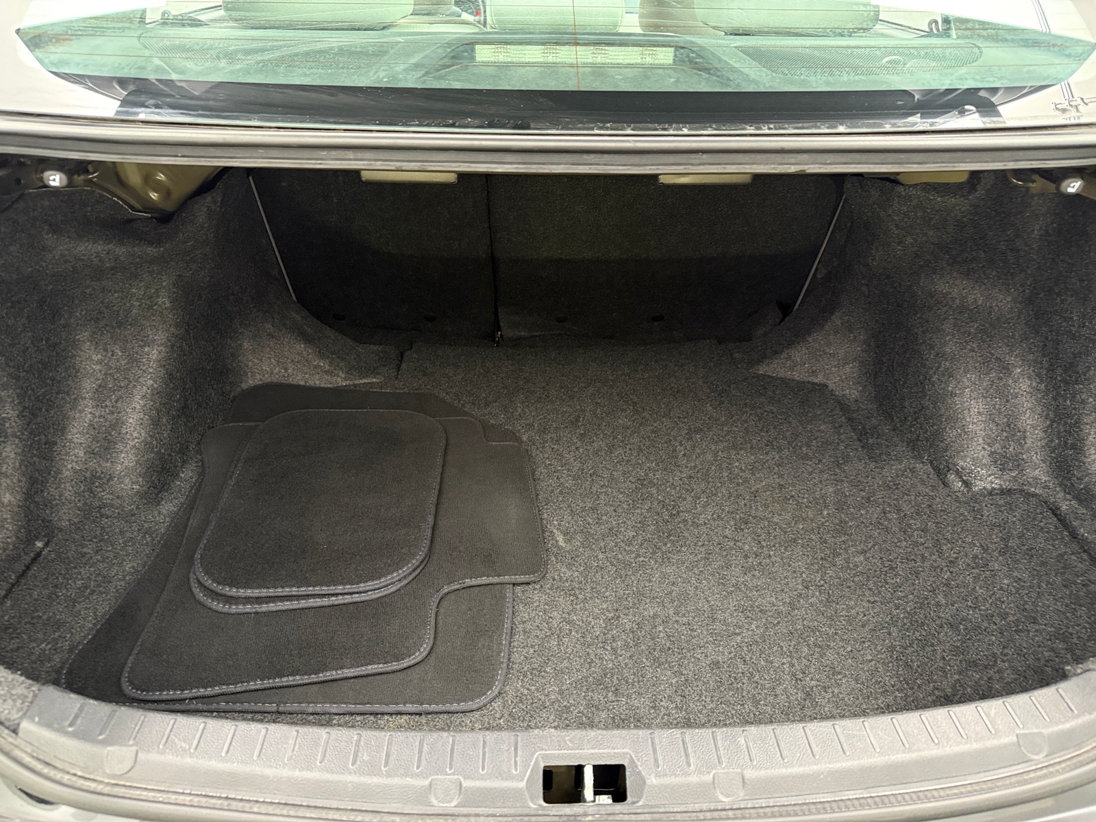 Thumbnail: 2013 Toyota Corolla - 7