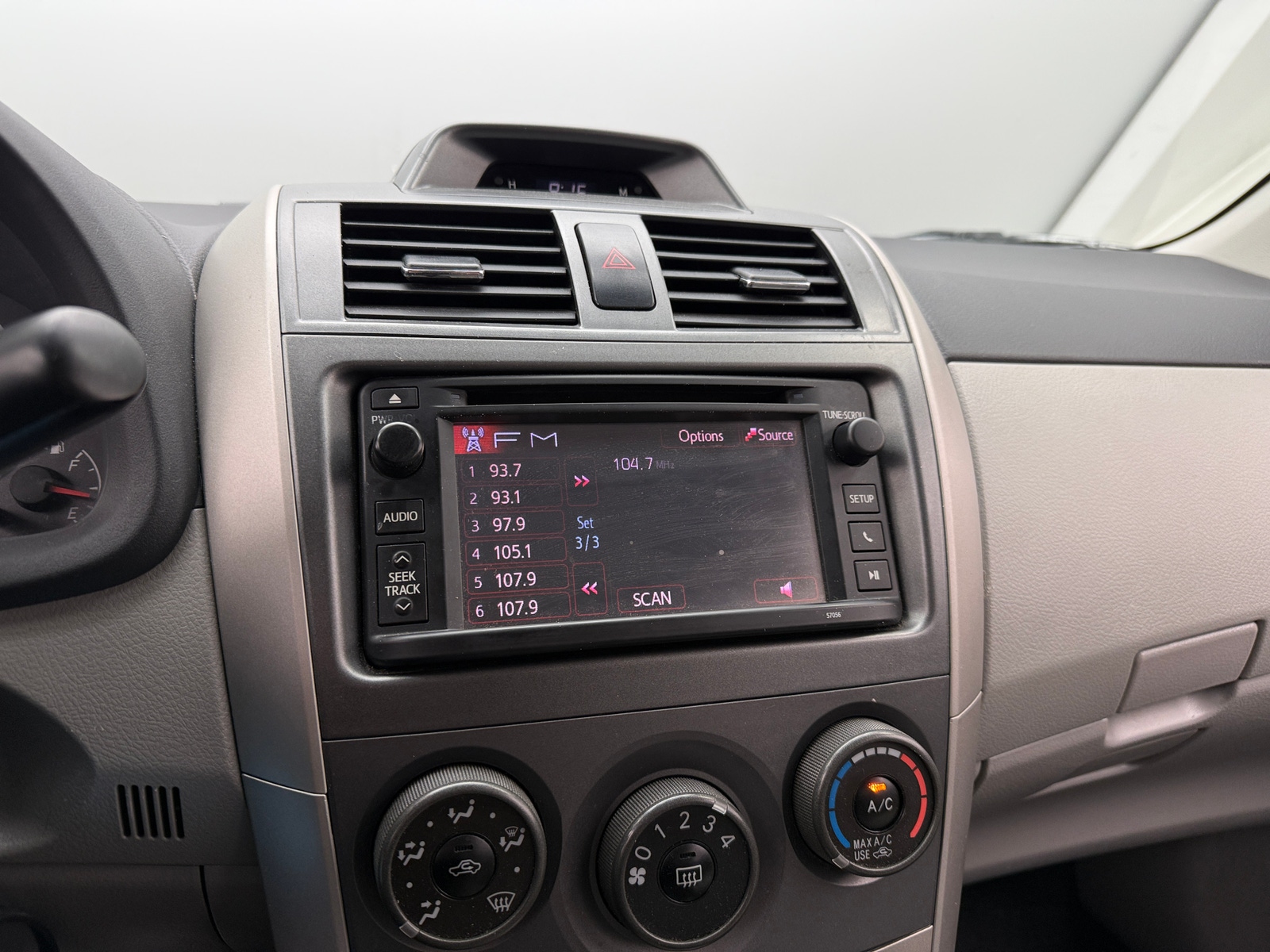 Thumbnail: 2013 Toyota Corolla - 4