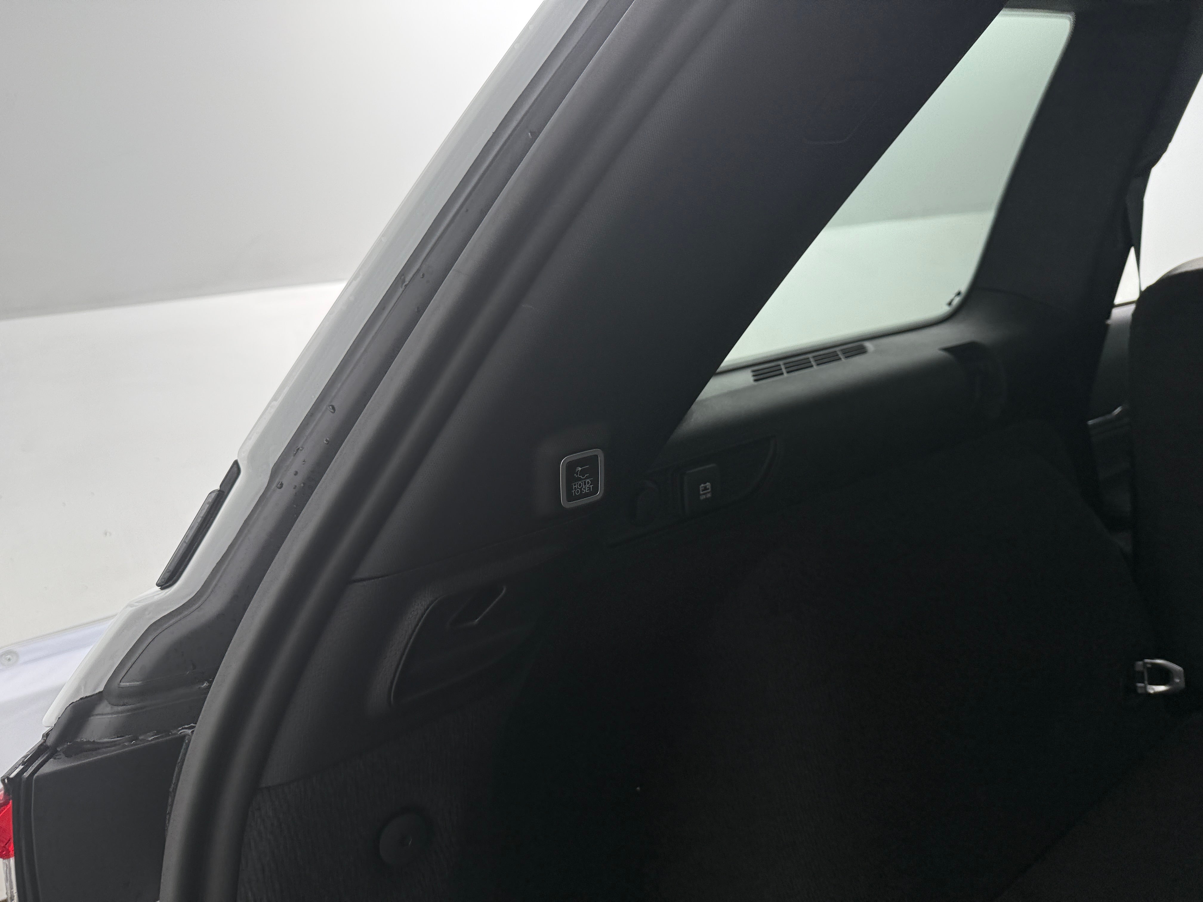 2025 Jeep Grand Cherokee Overland - Photo 16