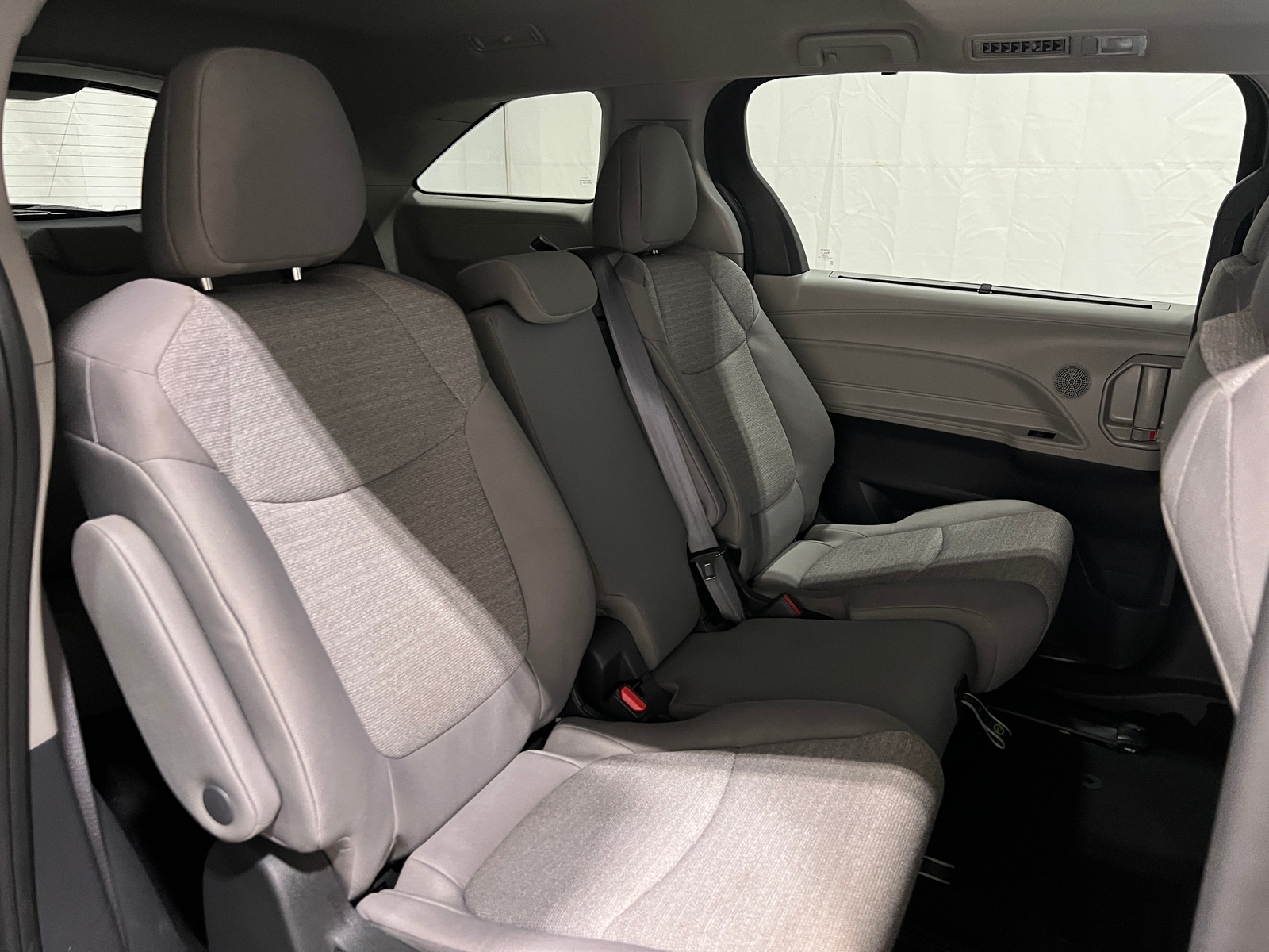 Thumbnail: 2024 Toyota Sienna - 6