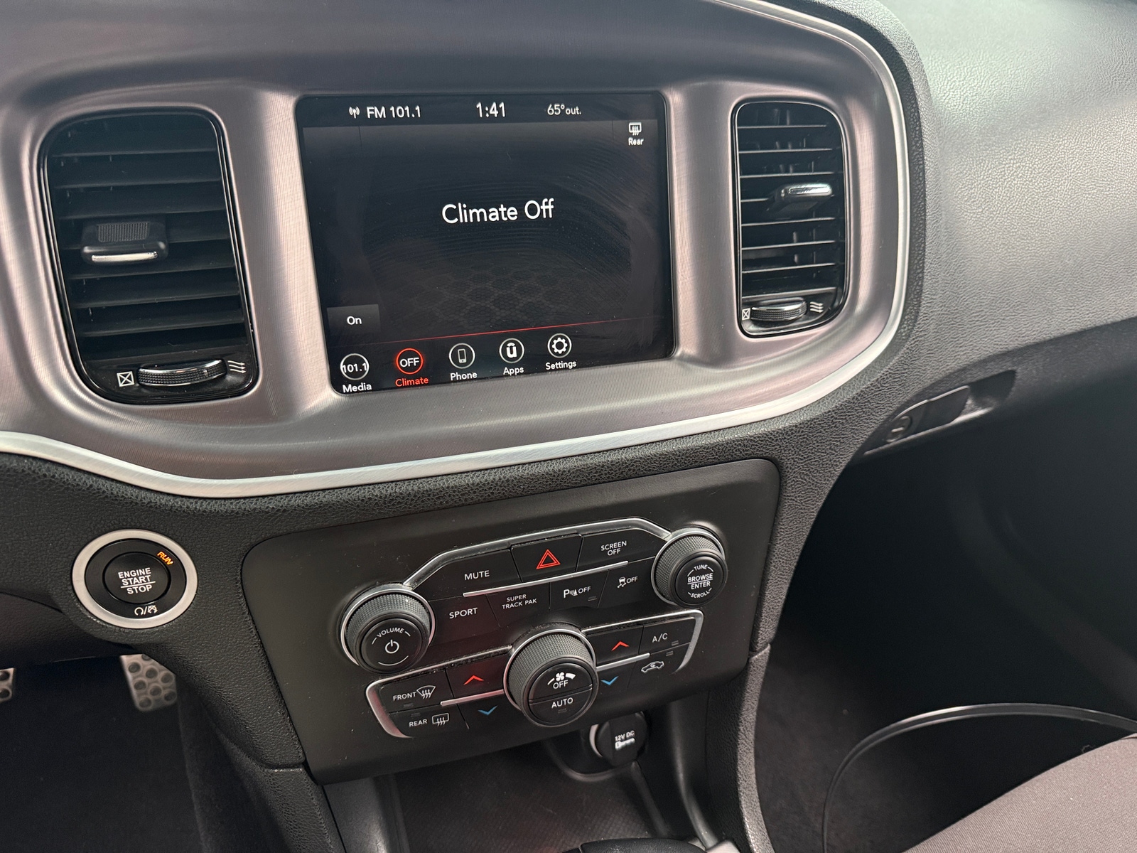 Thumbnail: 2022 Dodge Charger - 4